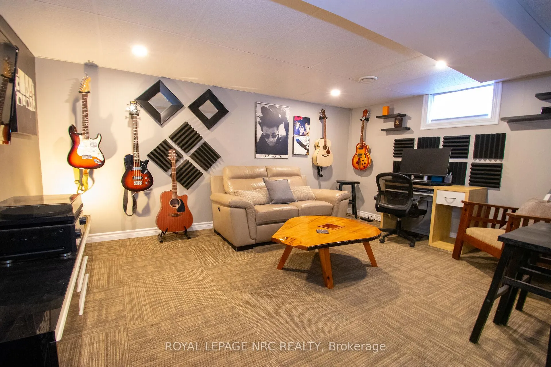 Photo 34 of 10 Blain Place N, St. Catharines, E. Chester — HOMEH