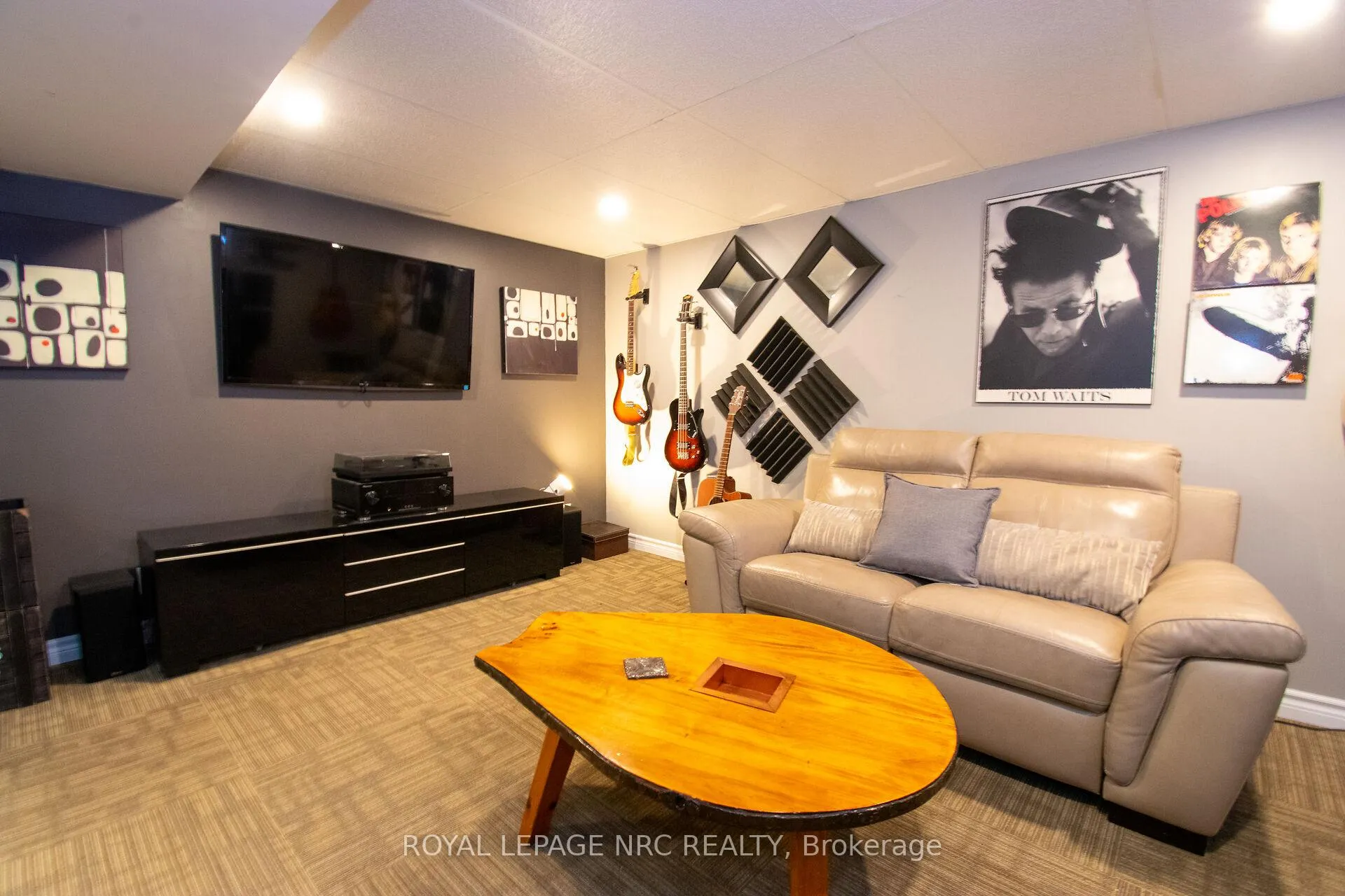 Photo 36 of 10 Blain Place N, St. Catharines, E. Chester — HOMEH