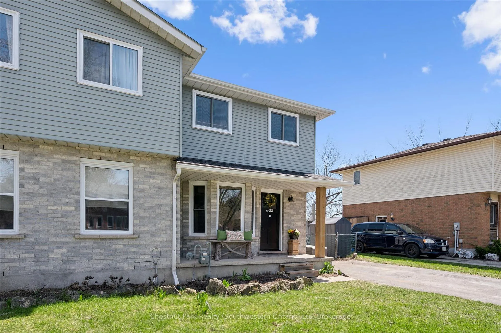 Photo 2 of 33 Wilson Crescent, Centre Wellington, Elora/Salem — HOMEH
