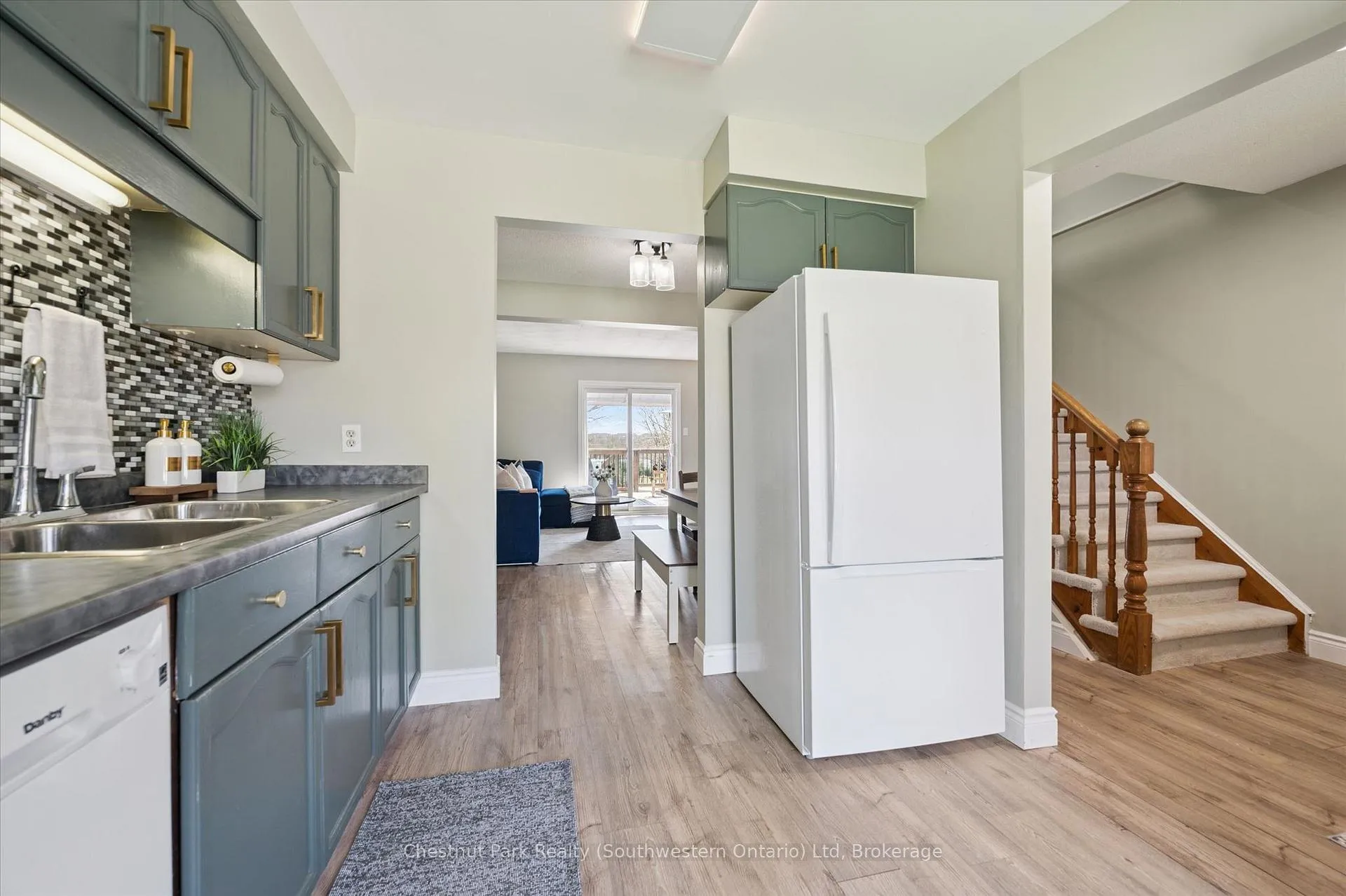 Photo 10 of 33 Wilson Crescent, Centre Wellington, Elora/Salem — HOMEH