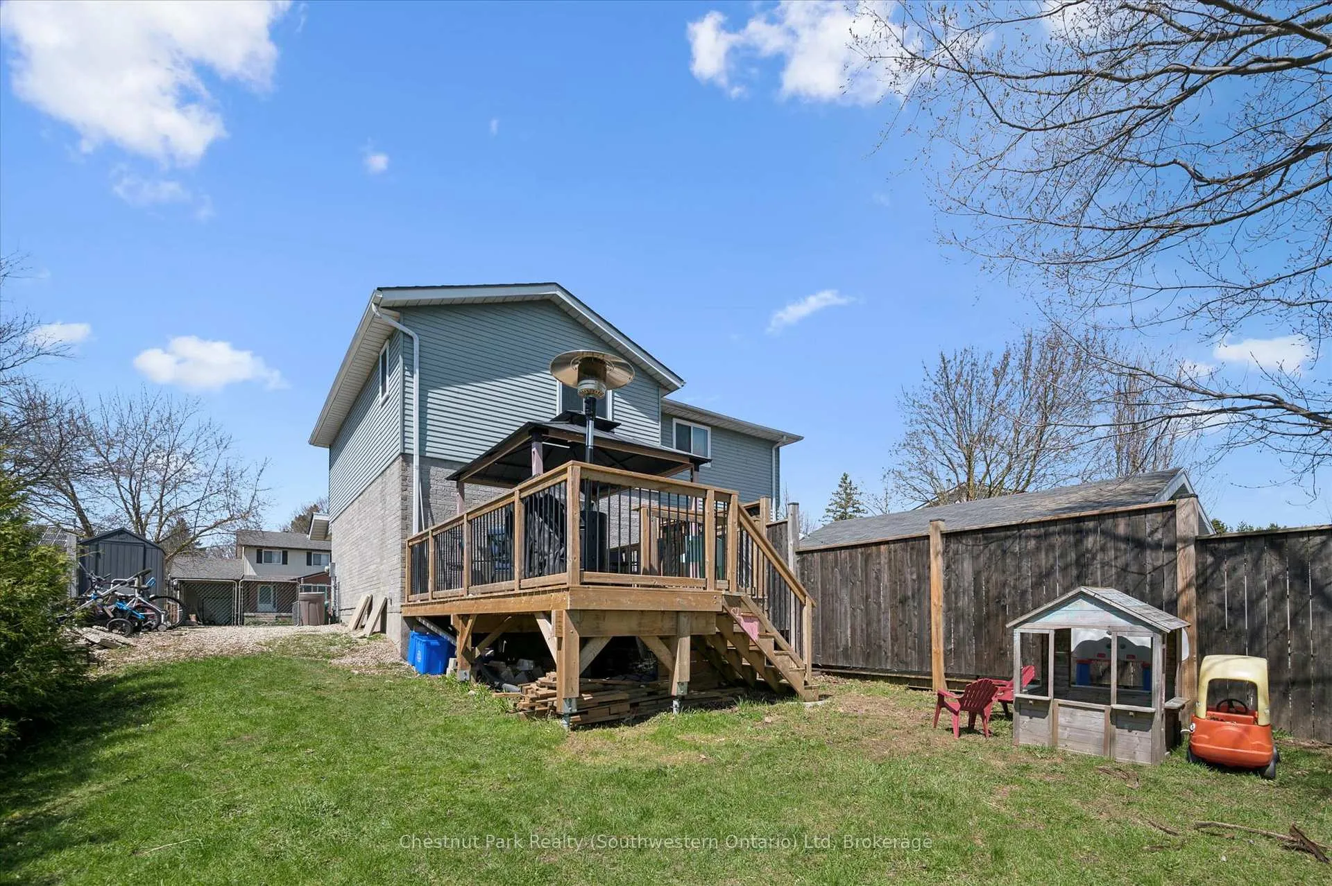 Photo 33 of 33 Wilson Crescent, Centre Wellington, Elora/Salem — HOMEH