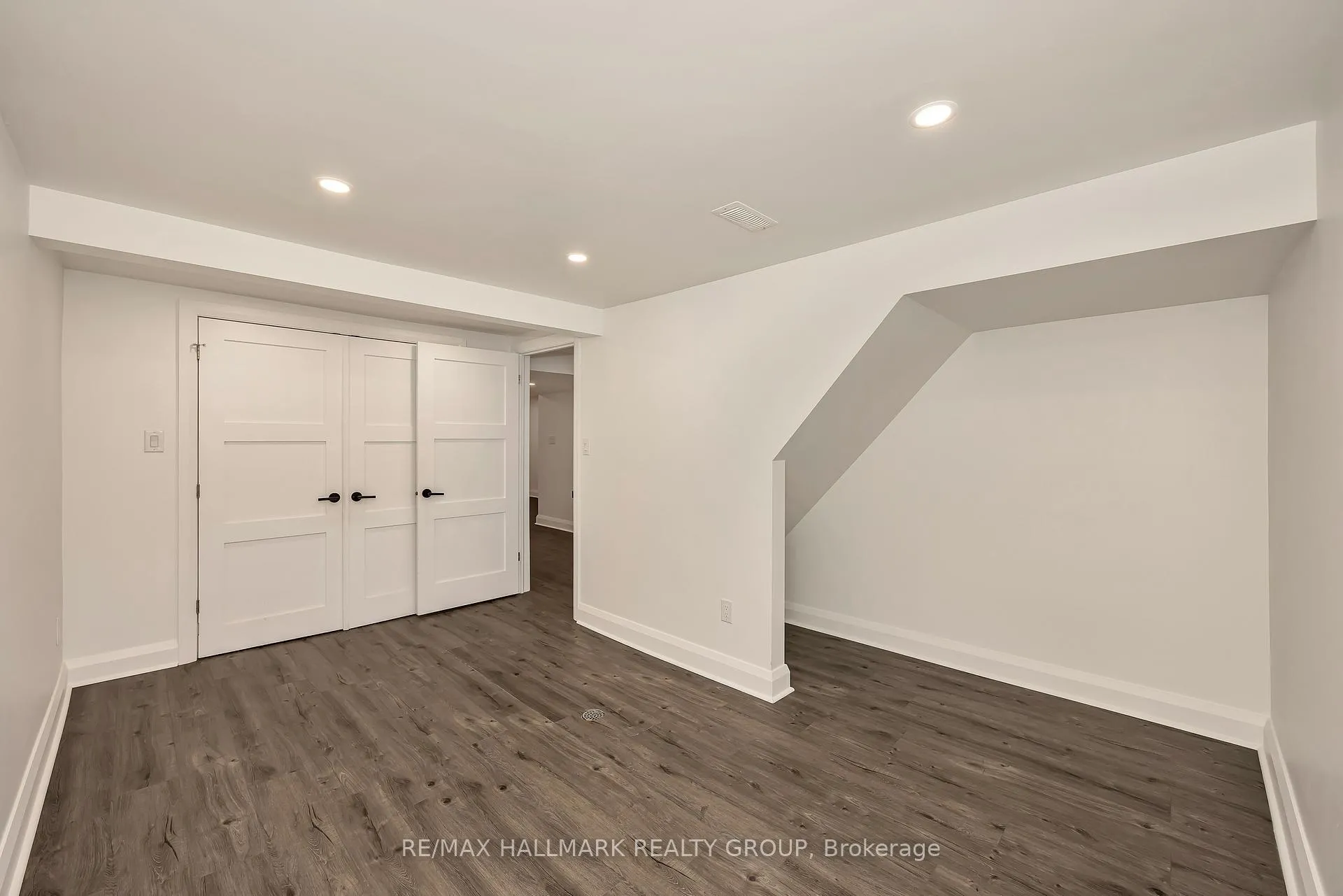 Photo 43 of 1138 Sherman Drive, Ottawa, Bel Air Heights — HOMEH