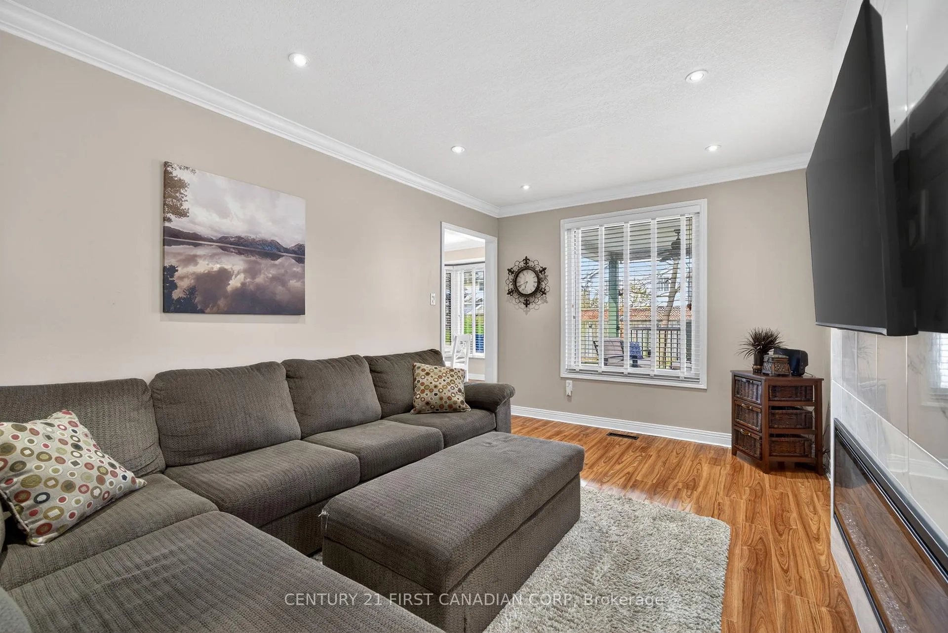 Photo 19 of 47 Sloane Crescent, London, South Y — HOMEH