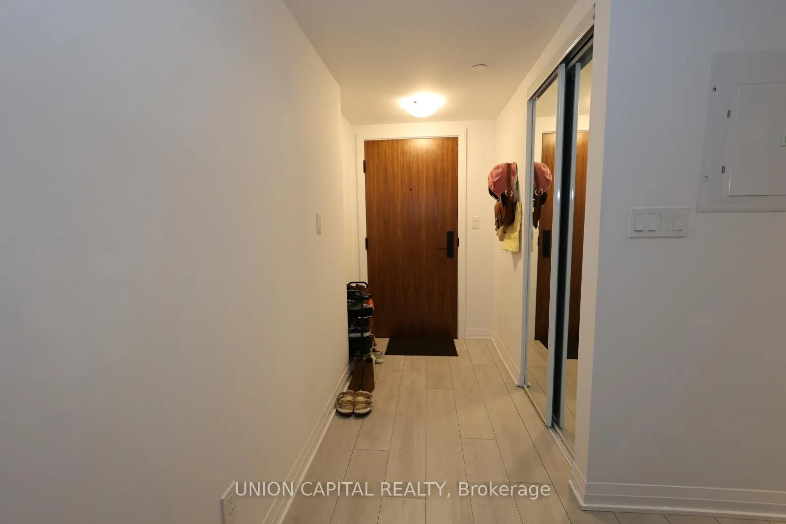 Photo 2 of Unit 309, 99 Foxbar Road, Toronto, Yonge-St. Clair — HOMEH
