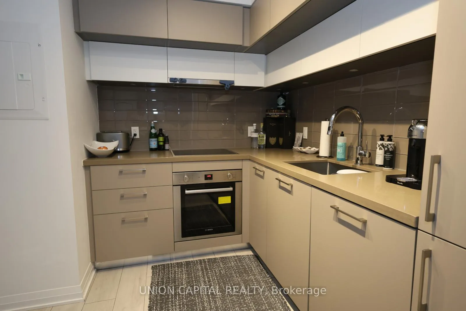 Photo 5 of Unit 309, 99 Foxbar Road, Toronto, Yonge-St. Clair — HOMEH