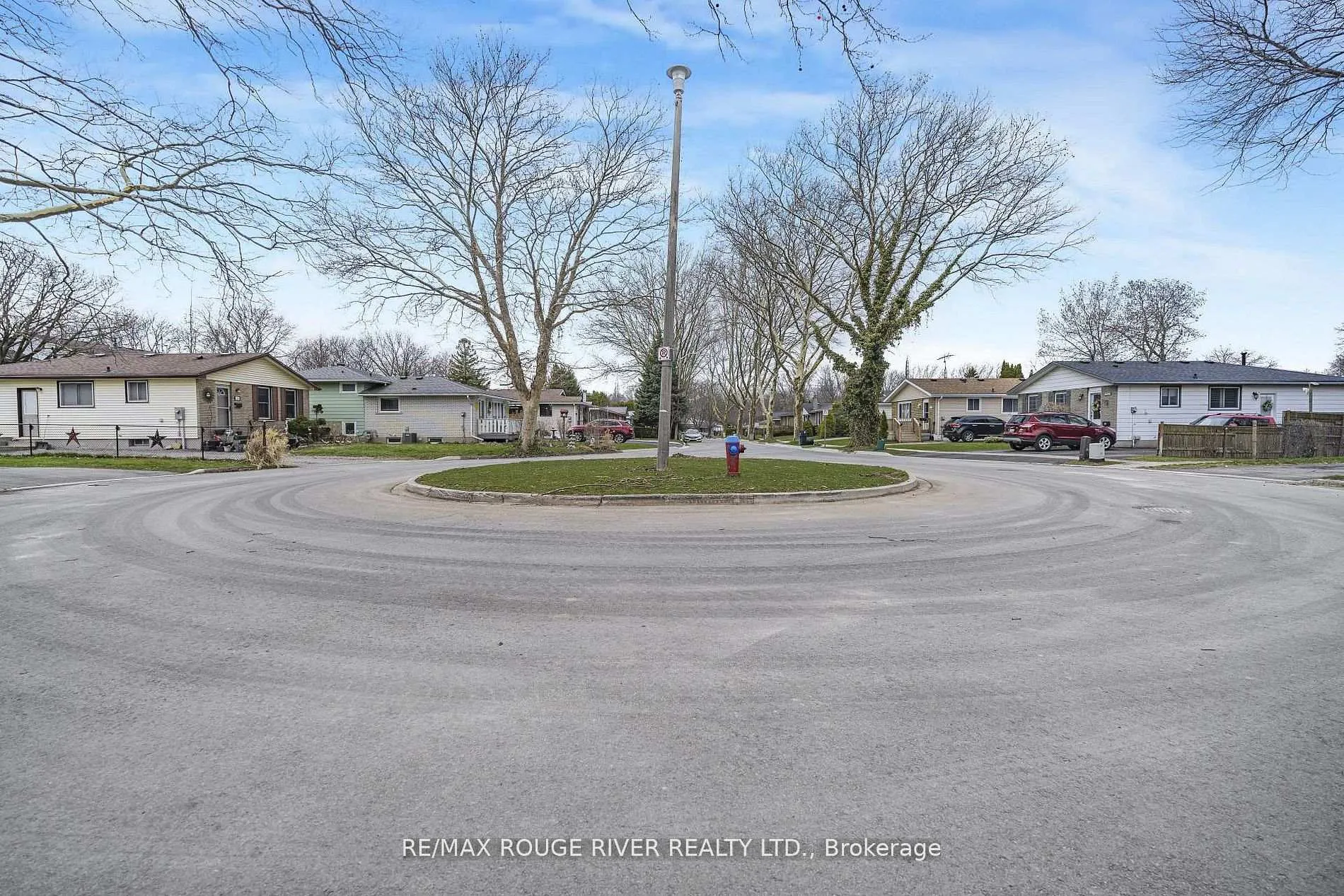 Photo 35 of 3201 Butler Place, Niagara Falls, Church's Lane — HOMEH