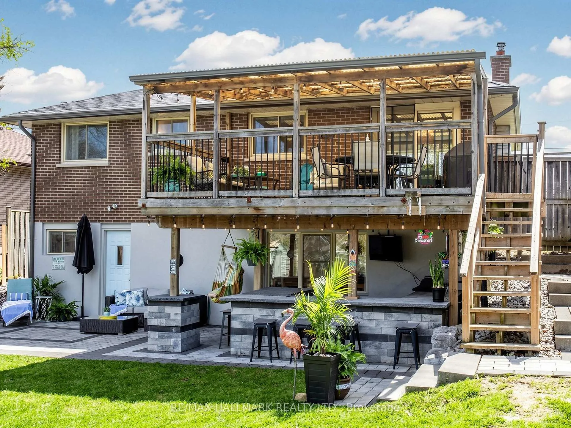 Photo 32 of 374 Hillcroft Street, Oshawa, O'Neill — HOMEH