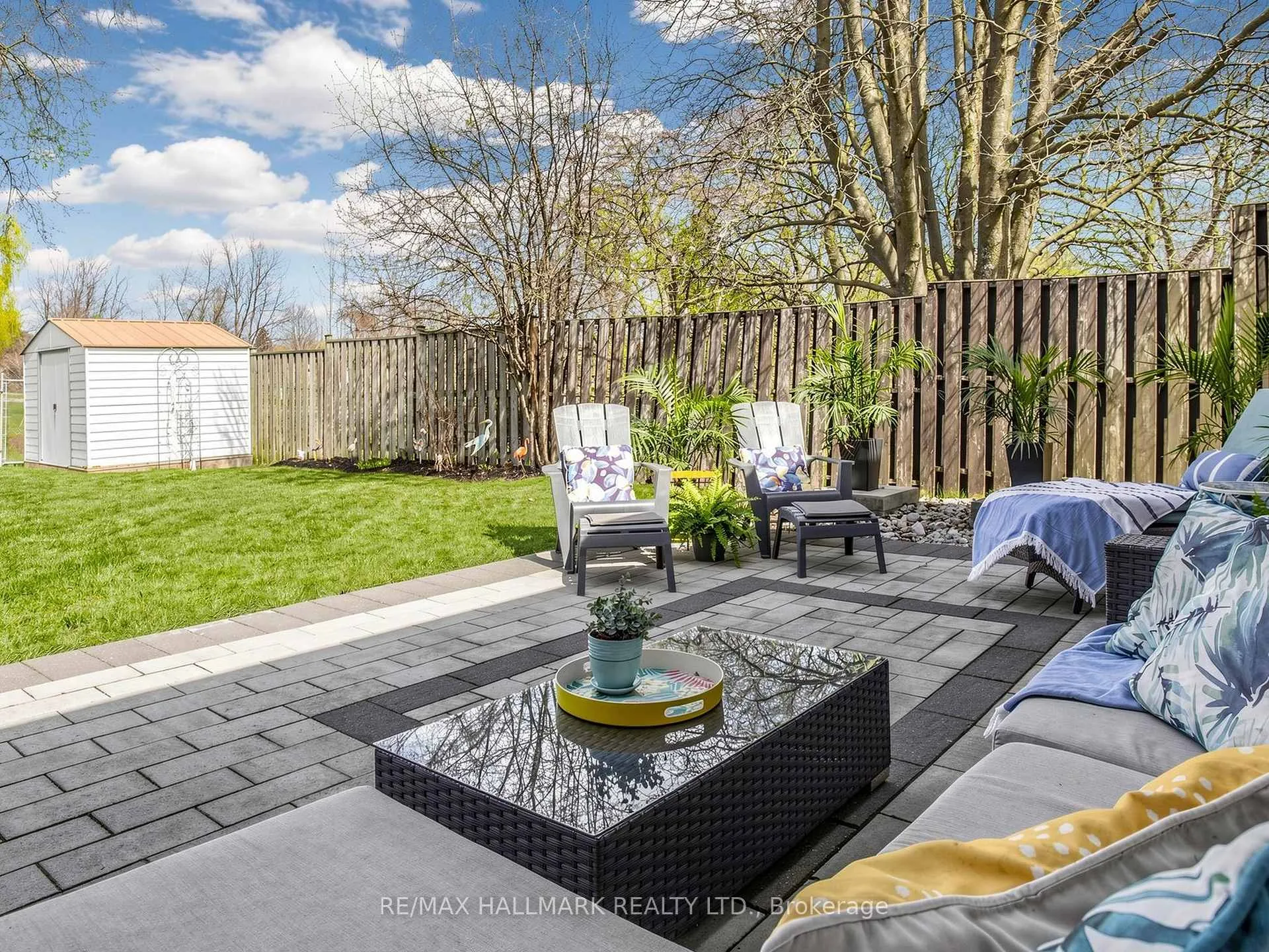 Photo 40 of 374 Hillcroft Street, Oshawa, O'Neill — HOMEH