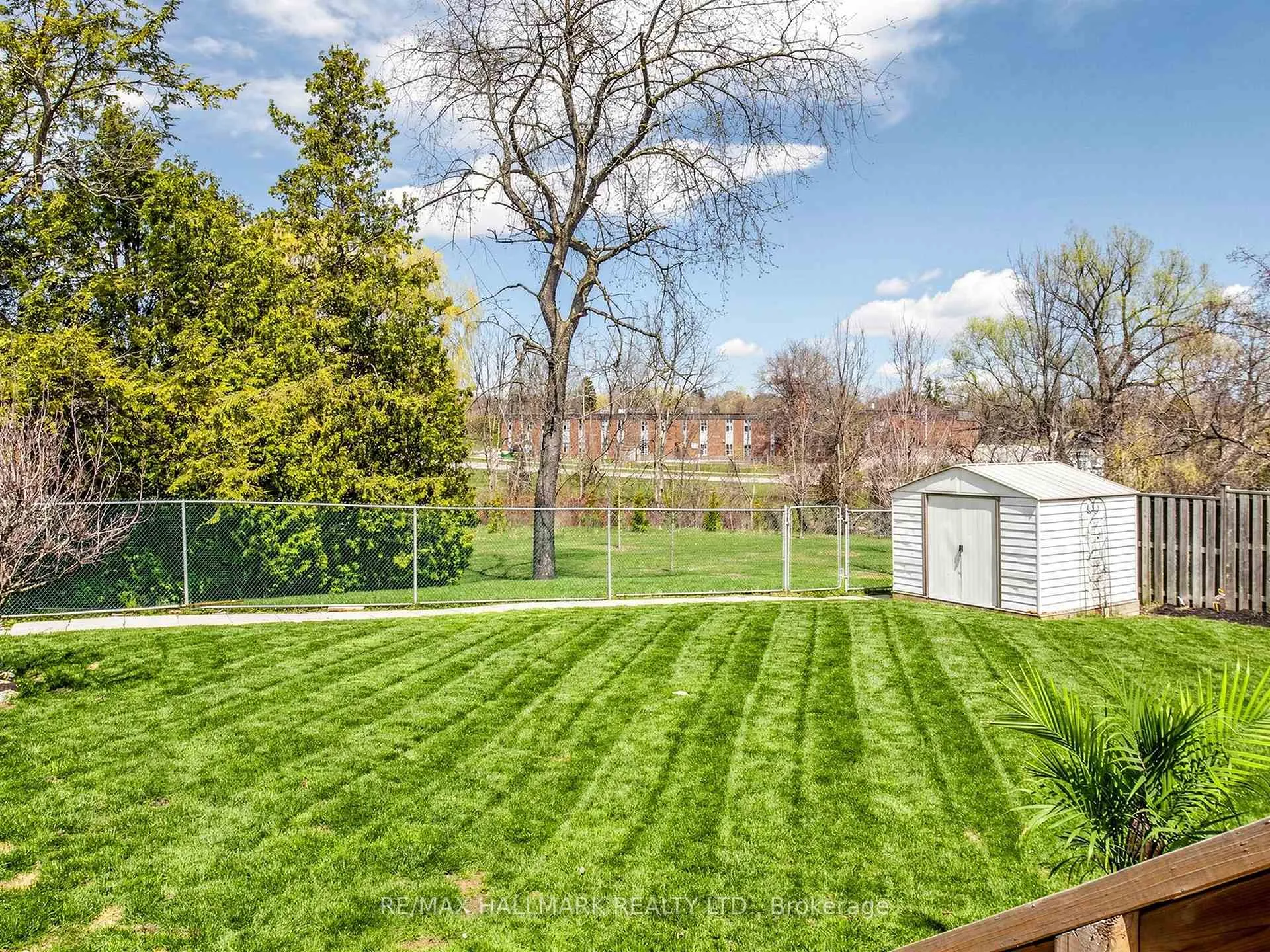 Photo 46 of 374 Hillcroft Street, Oshawa, O'Neill — HOMEH
