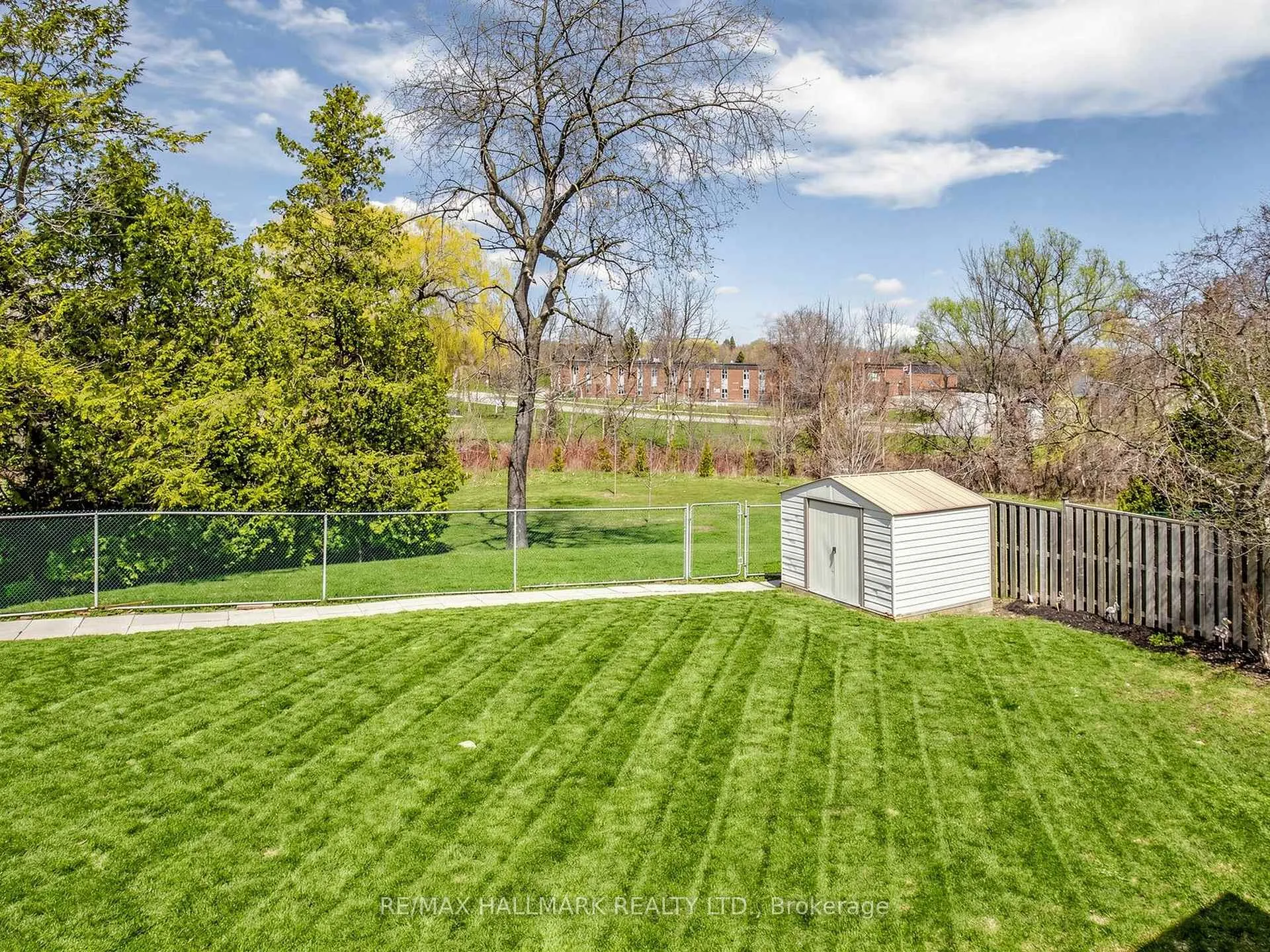 Photo 48 of 374 Hillcroft Street, Oshawa, O'Neill — HOMEH