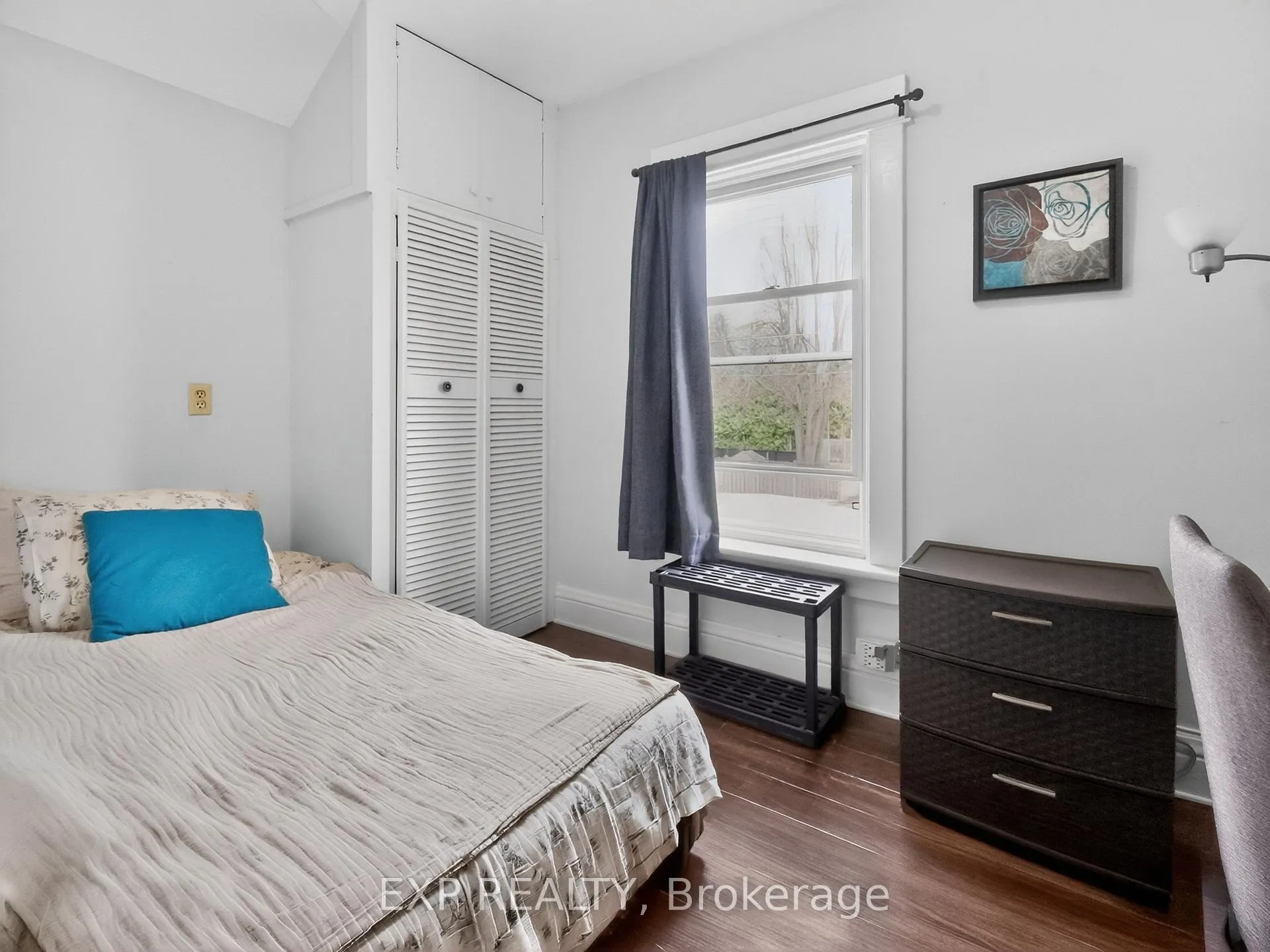 Photo 22 of 6328 Gore Street, Niagara Falls, Stamford — HOMEH