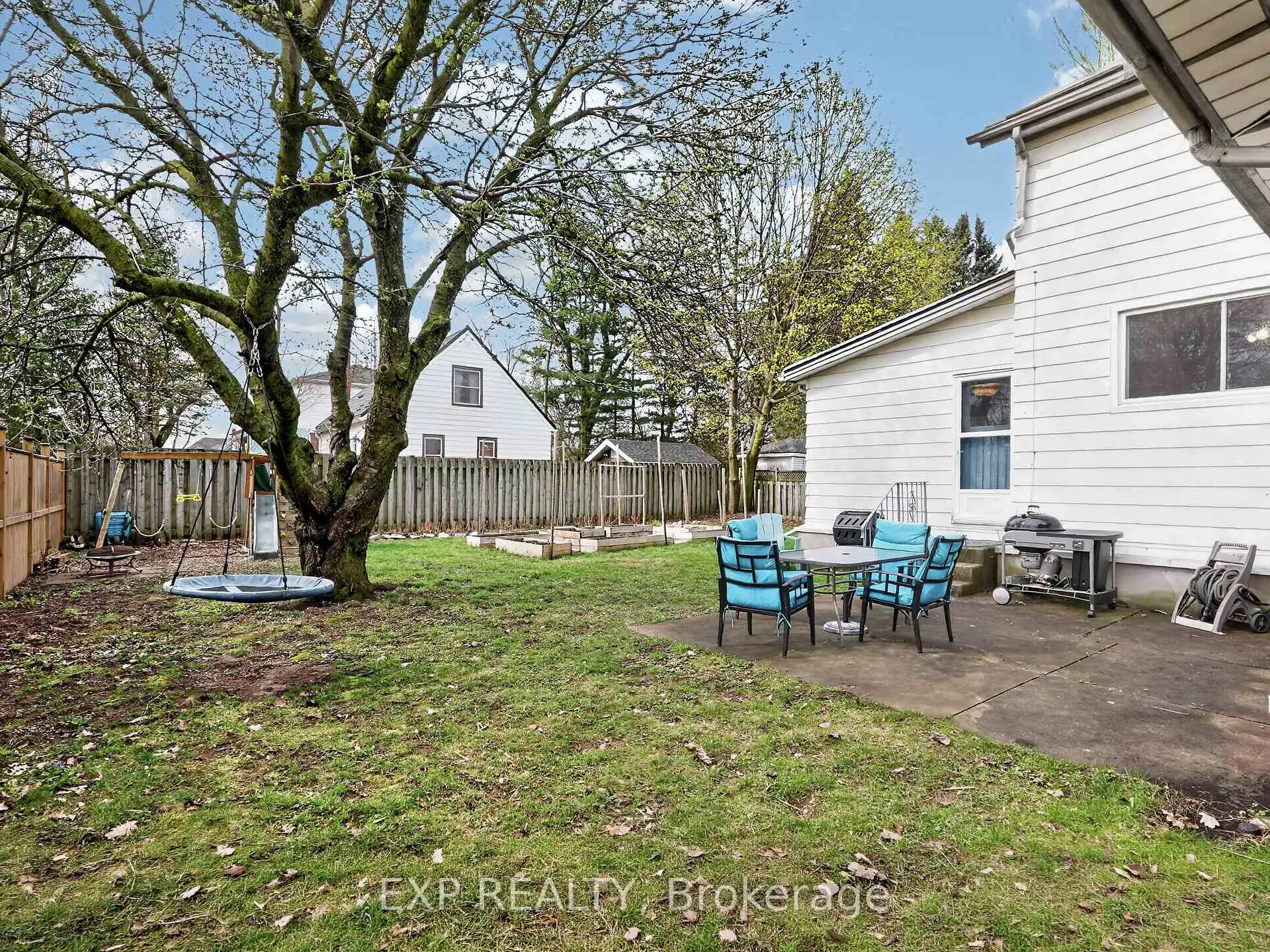Photo 39 of 6328 Gore Street, Niagara Falls, Stamford — HOMEH