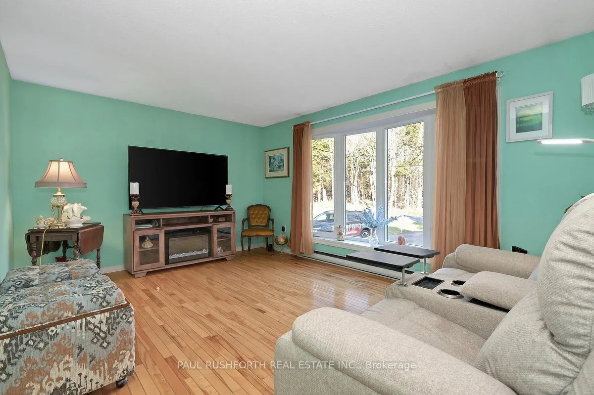 Photo 6 of 10476 Ronson Road, North Dundas, North Dundas (Mountain) Twp — HOMEH