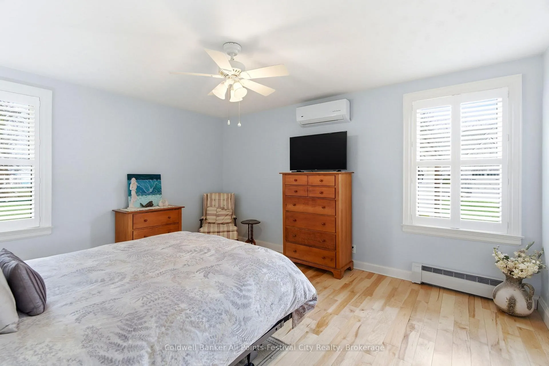 Photo 17 of 101 Waterloo Street N, Goderich, Goderich (Town) — HOMEH