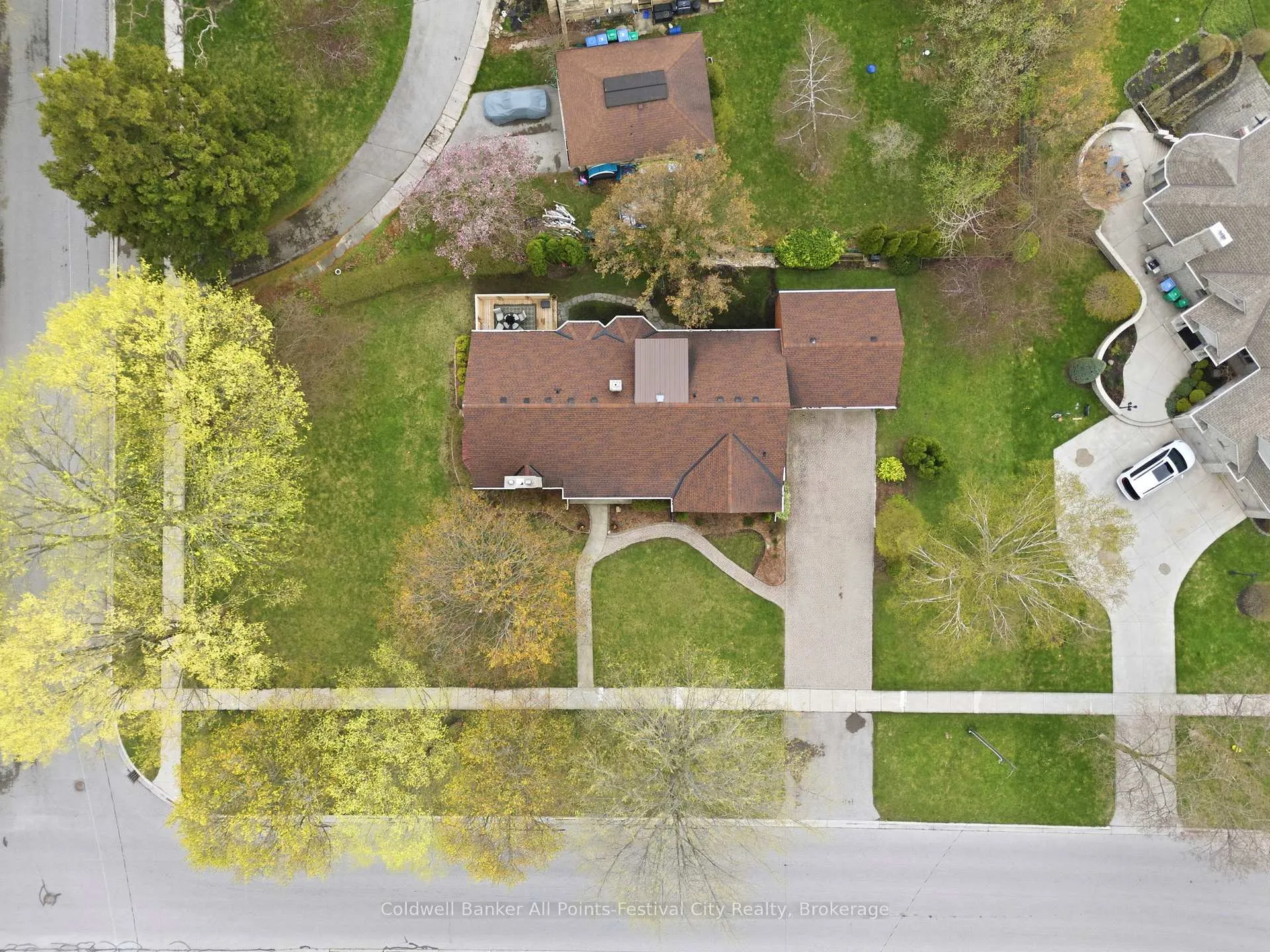 Photo 41 of 101 Waterloo Street N, Goderich, Goderich (Town) — HOMEH