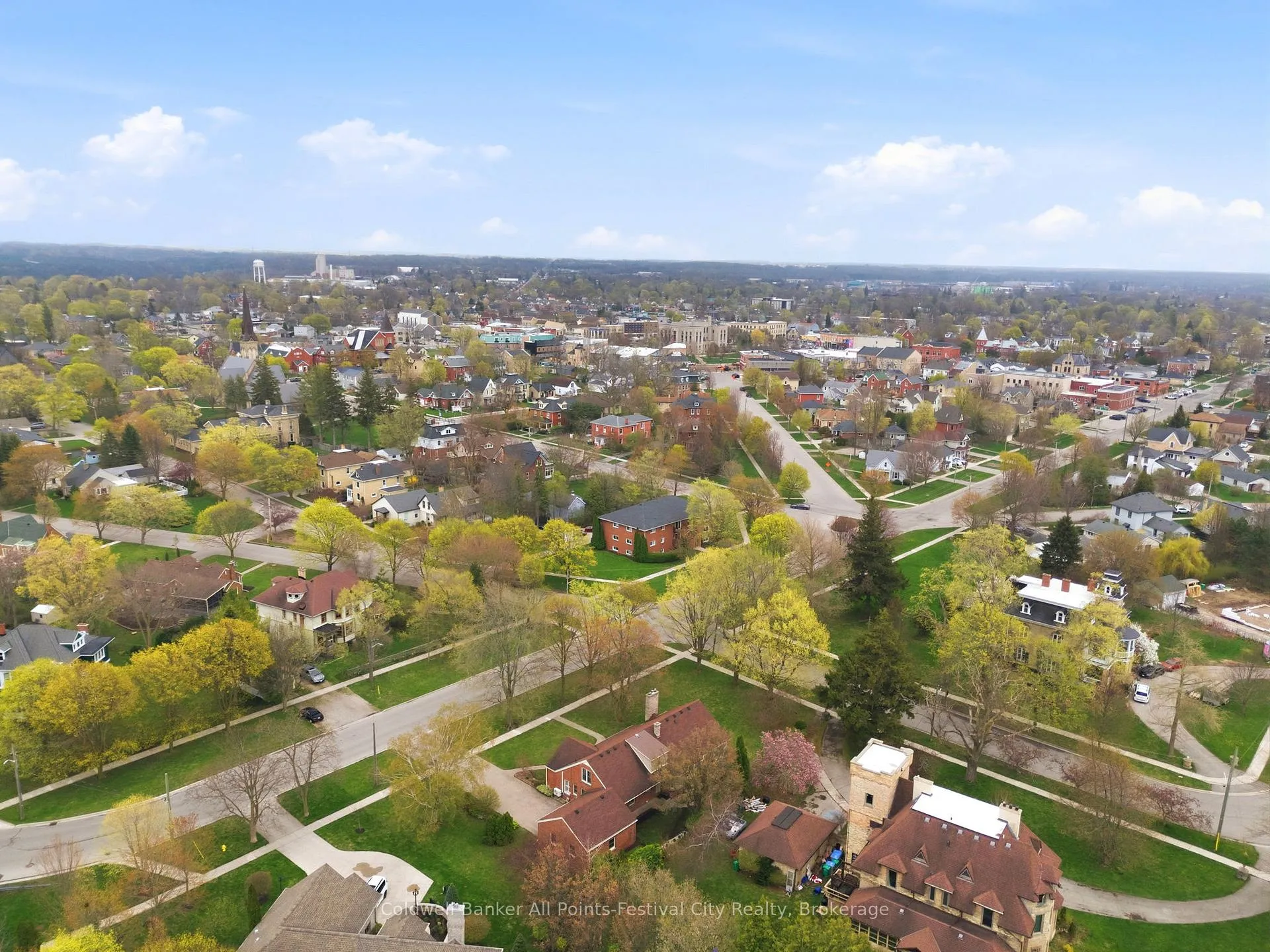 Photo 43 of 101 Waterloo Street N, Goderich, Goderich (Town) — HOMEH