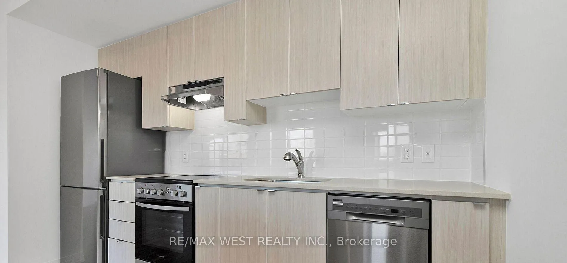 Photo 29 of Unit 201, 408 Browns Line, Etobicoke, Alderwood — HOMEH