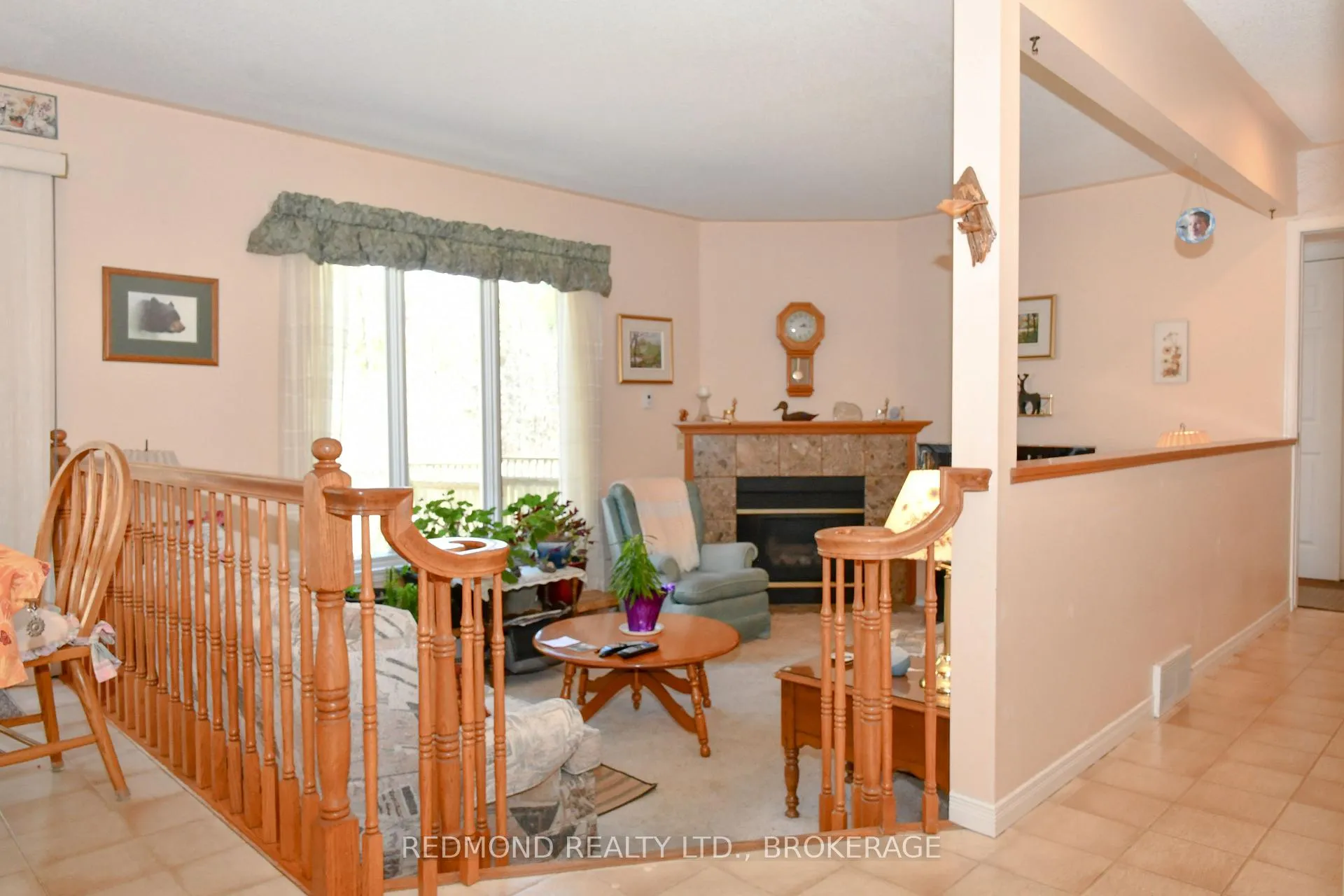 Photo 12 of 207 Jean Drive, Gananoque — HOMEH
