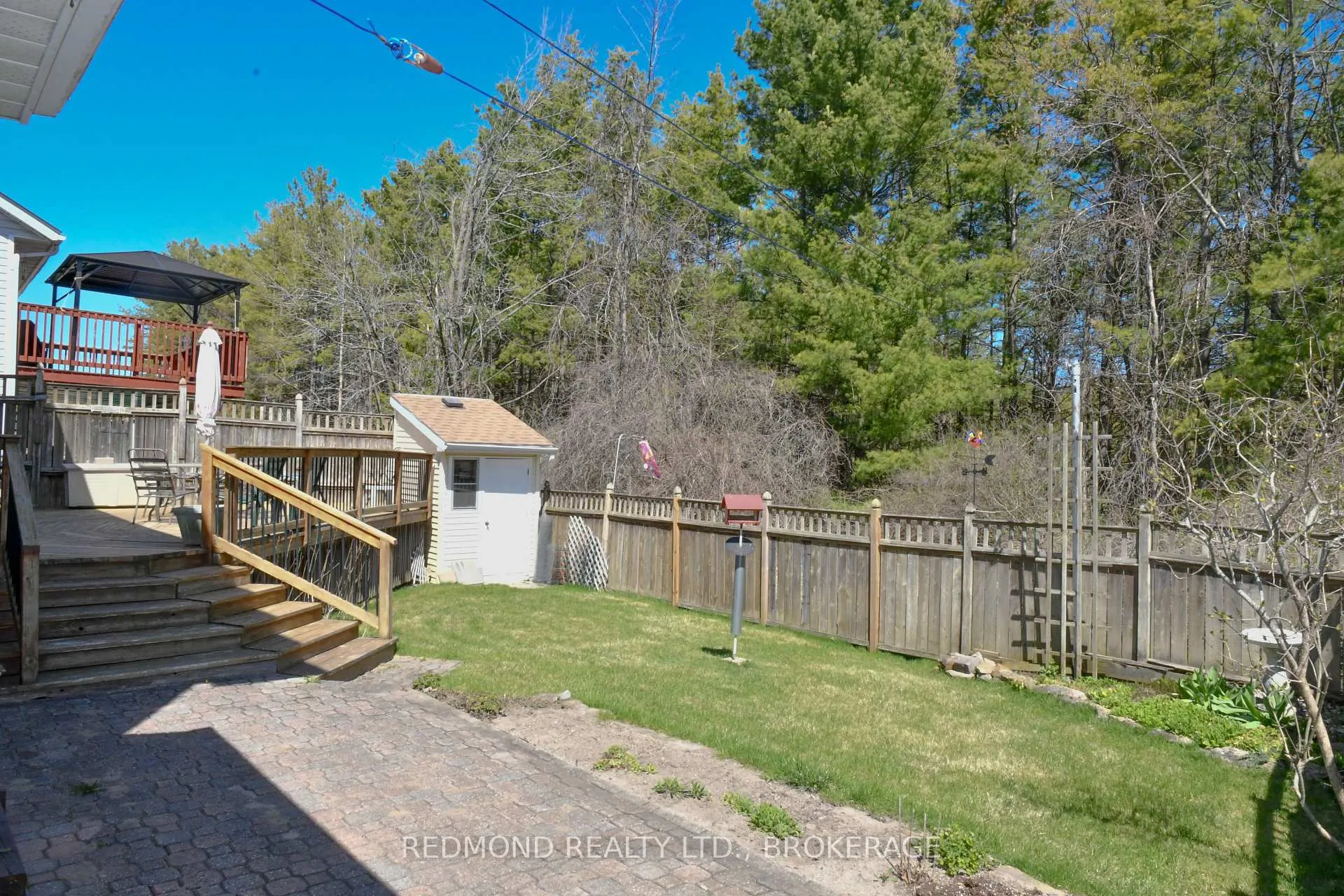 Photo 38 of 207 Jean Drive, Gananoque — HOMEH