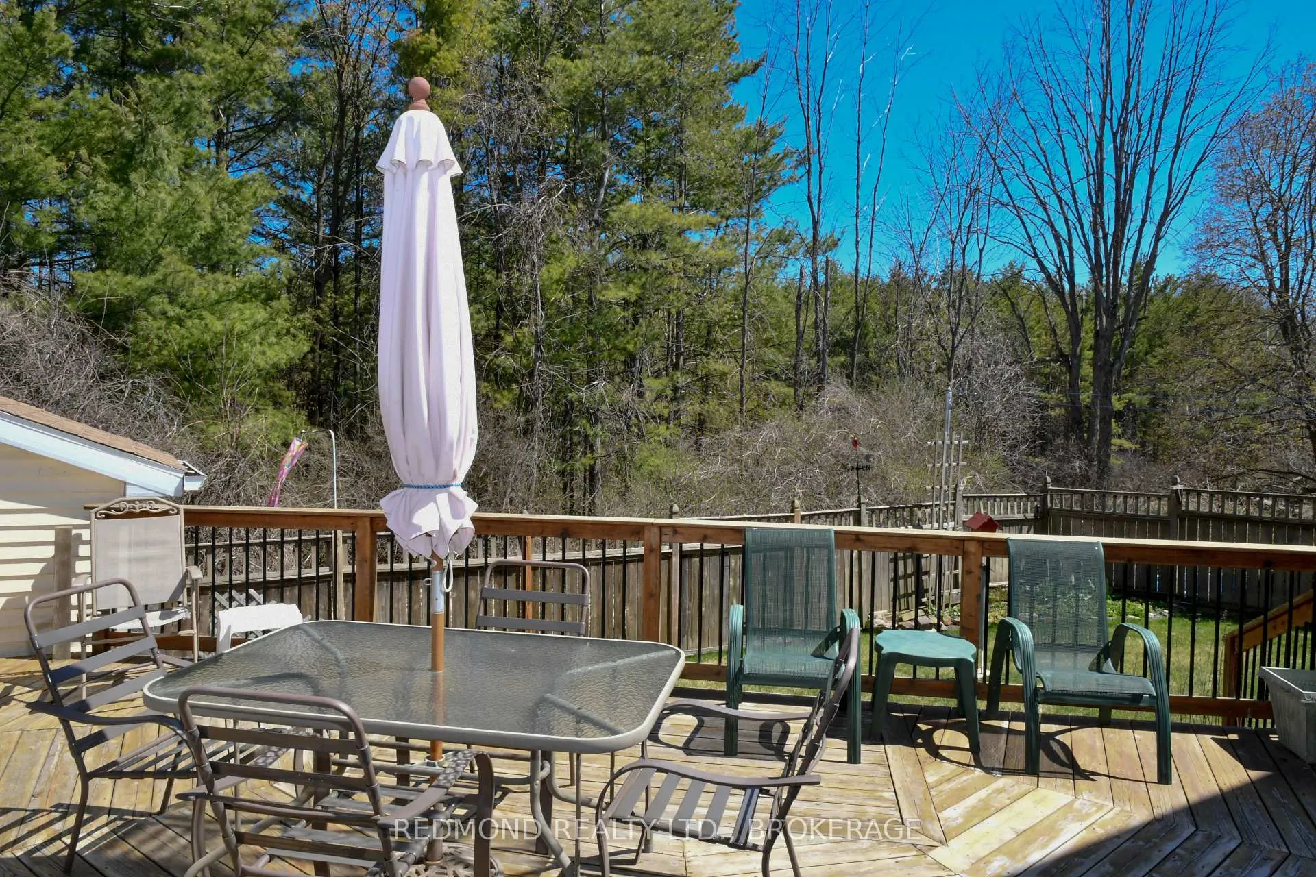Photo 42 of 207 Jean Drive, Gananoque — HOMEH