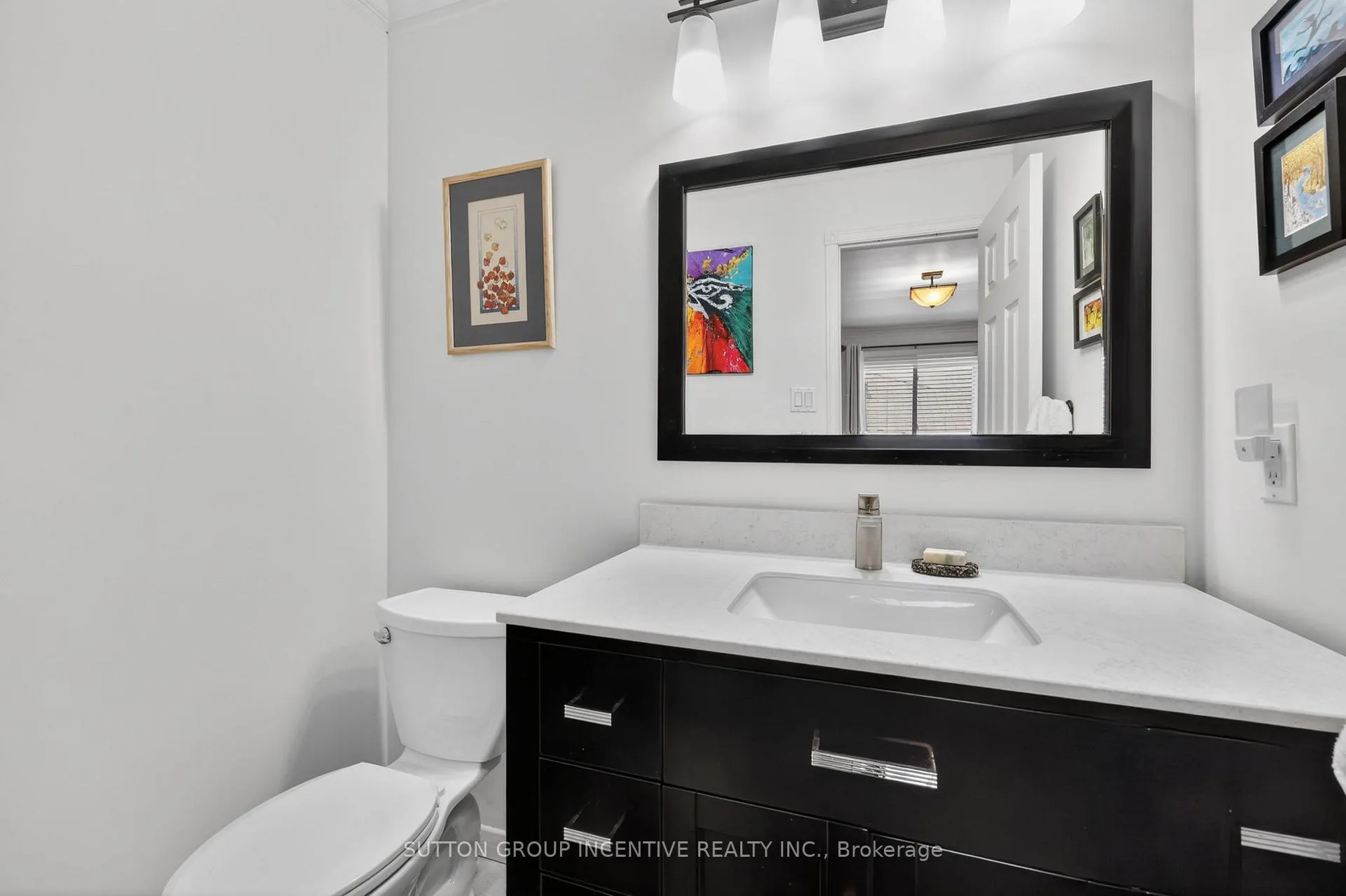 Photo 13 of 10 Archer Crescent, Springwater, Elmvale — HOMEH