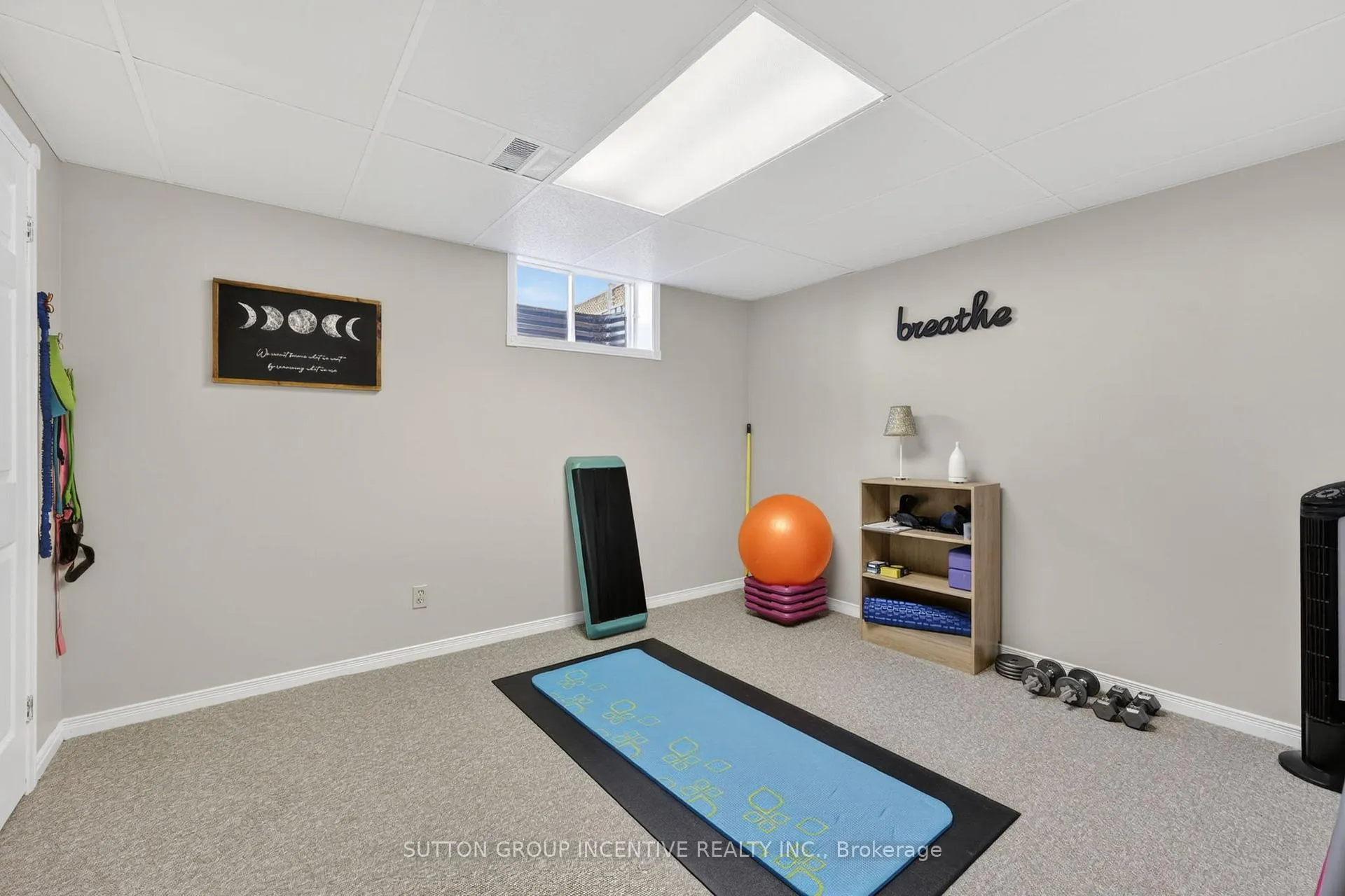 Photo 24 of 10 Archer Crescent, Springwater, Elmvale — HOMEH