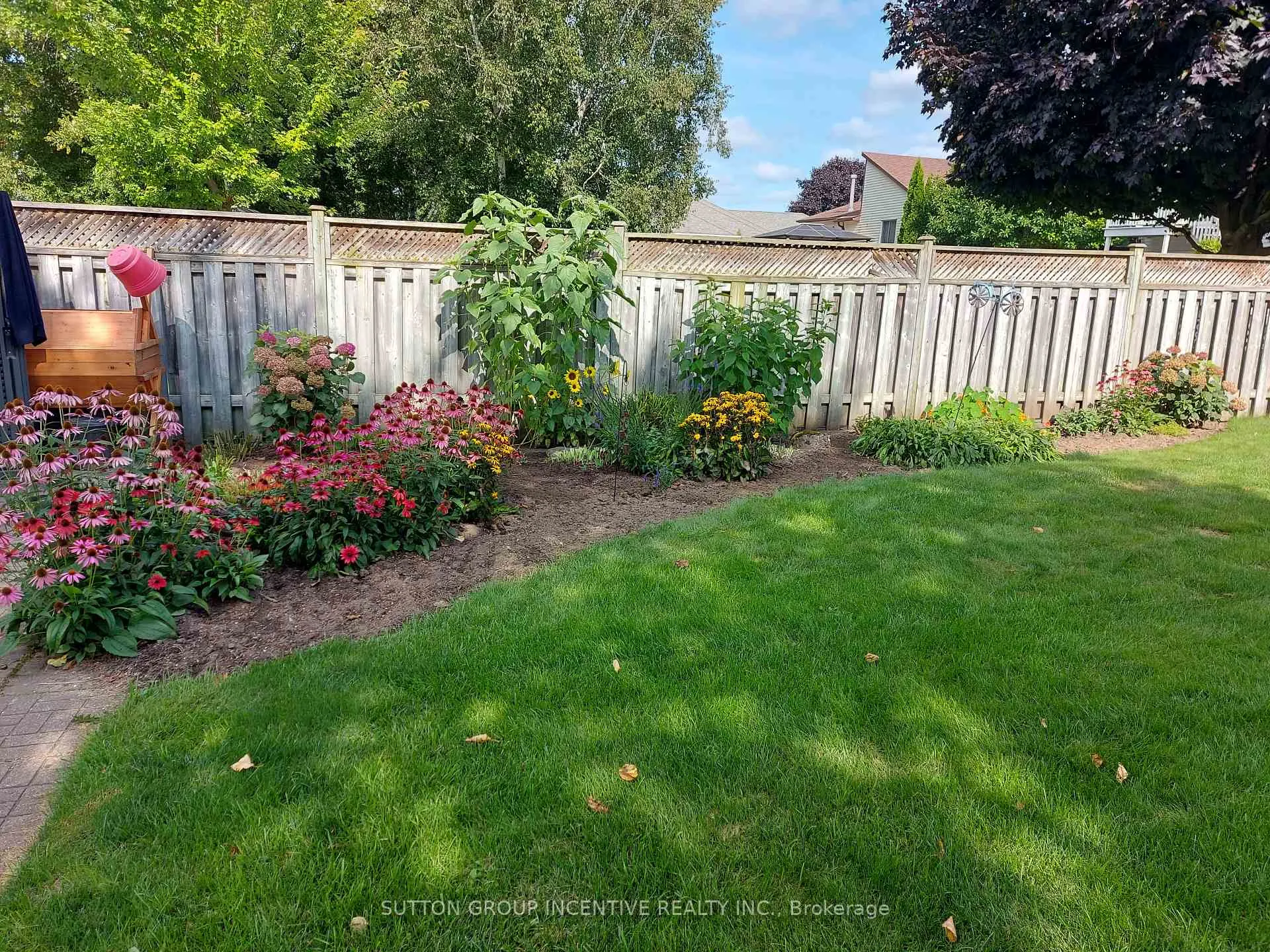 Photo 30 of 10 Archer Crescent, Springwater, Elmvale — HOMEH