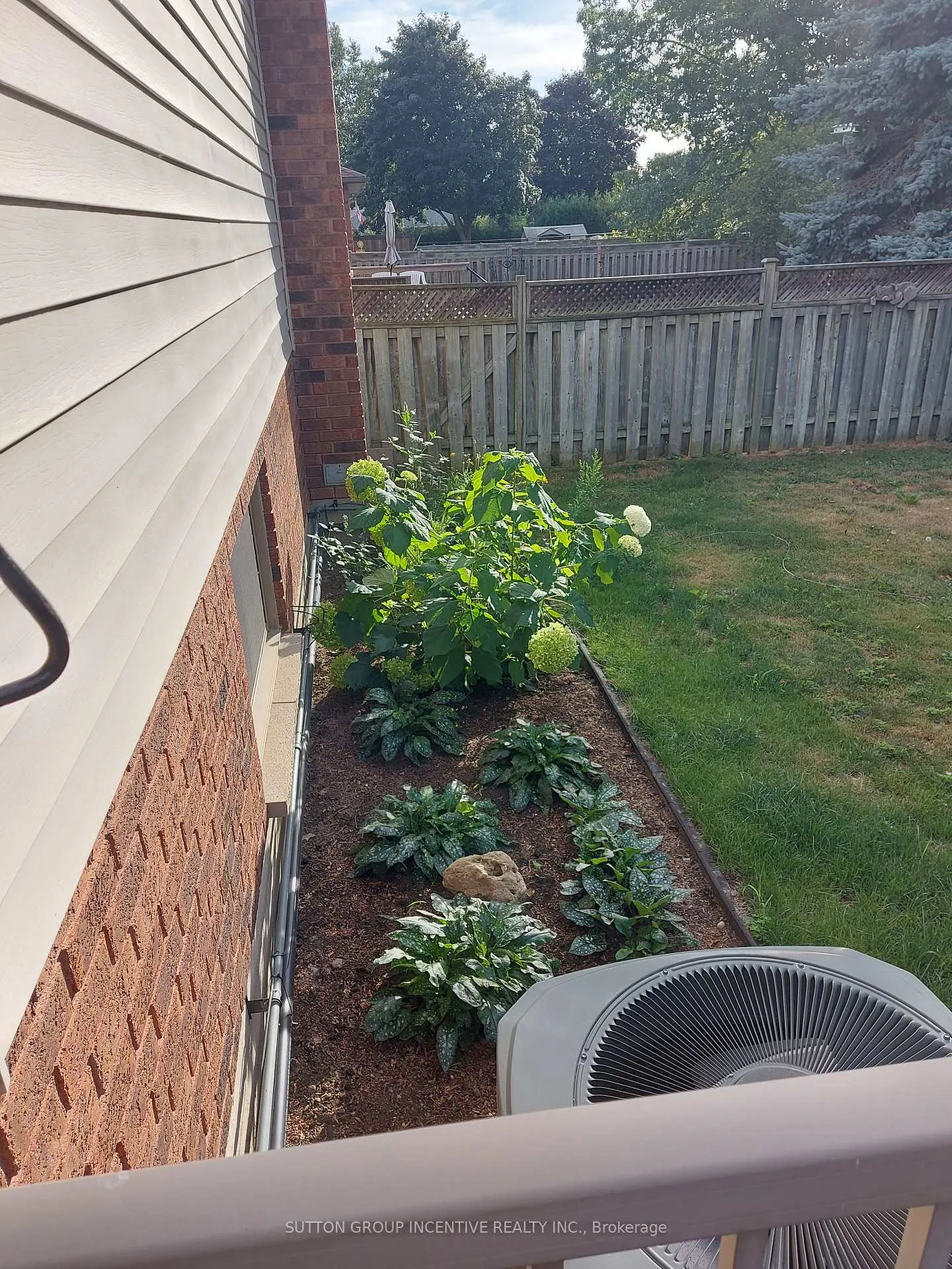 Photo 34 of 10 Archer Crescent, Springwater, Elmvale — HOMEH