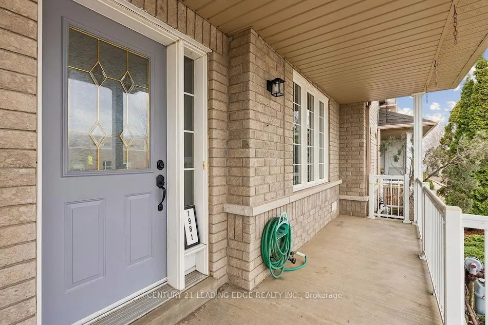 Photo 3 of 1981 Bur Oak Avenue, Markham, Greensborough — HOMEH