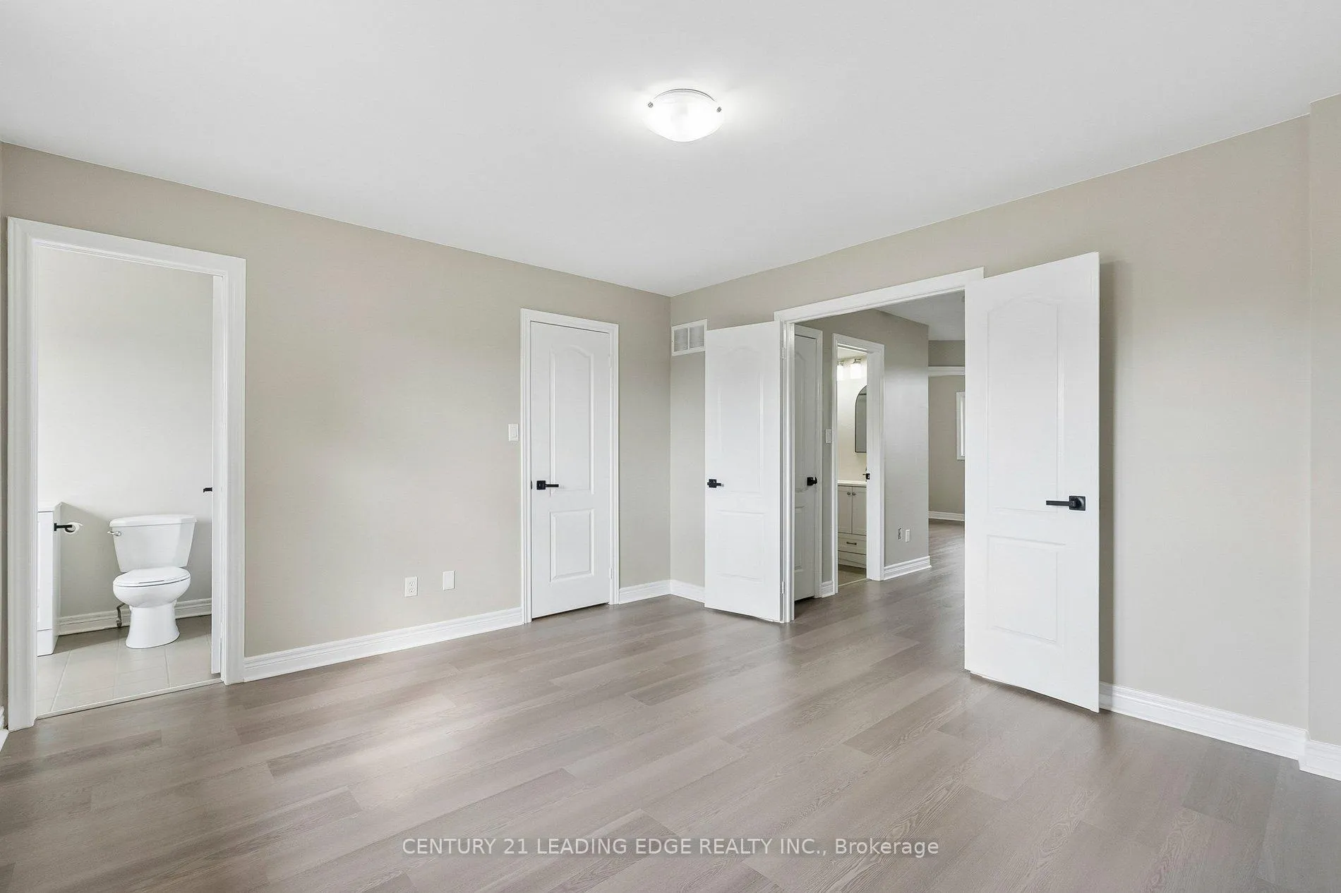 Photo 14 of 1981 Bur Oak Avenue, Markham, Greensborough — HOMEH