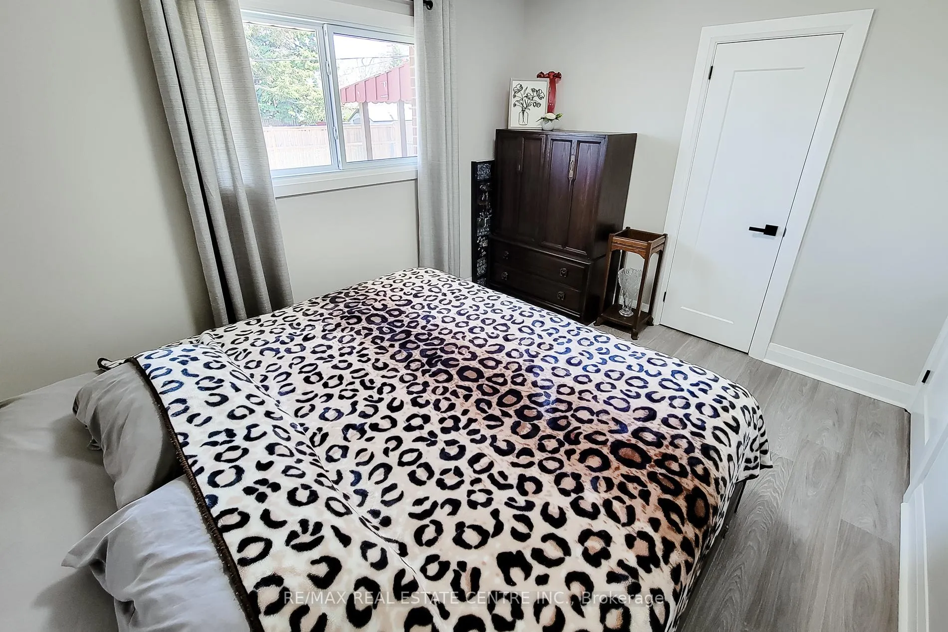 Photo 24 of 103 East 45th Street, Hamilton, Sunninghill — HOMEH