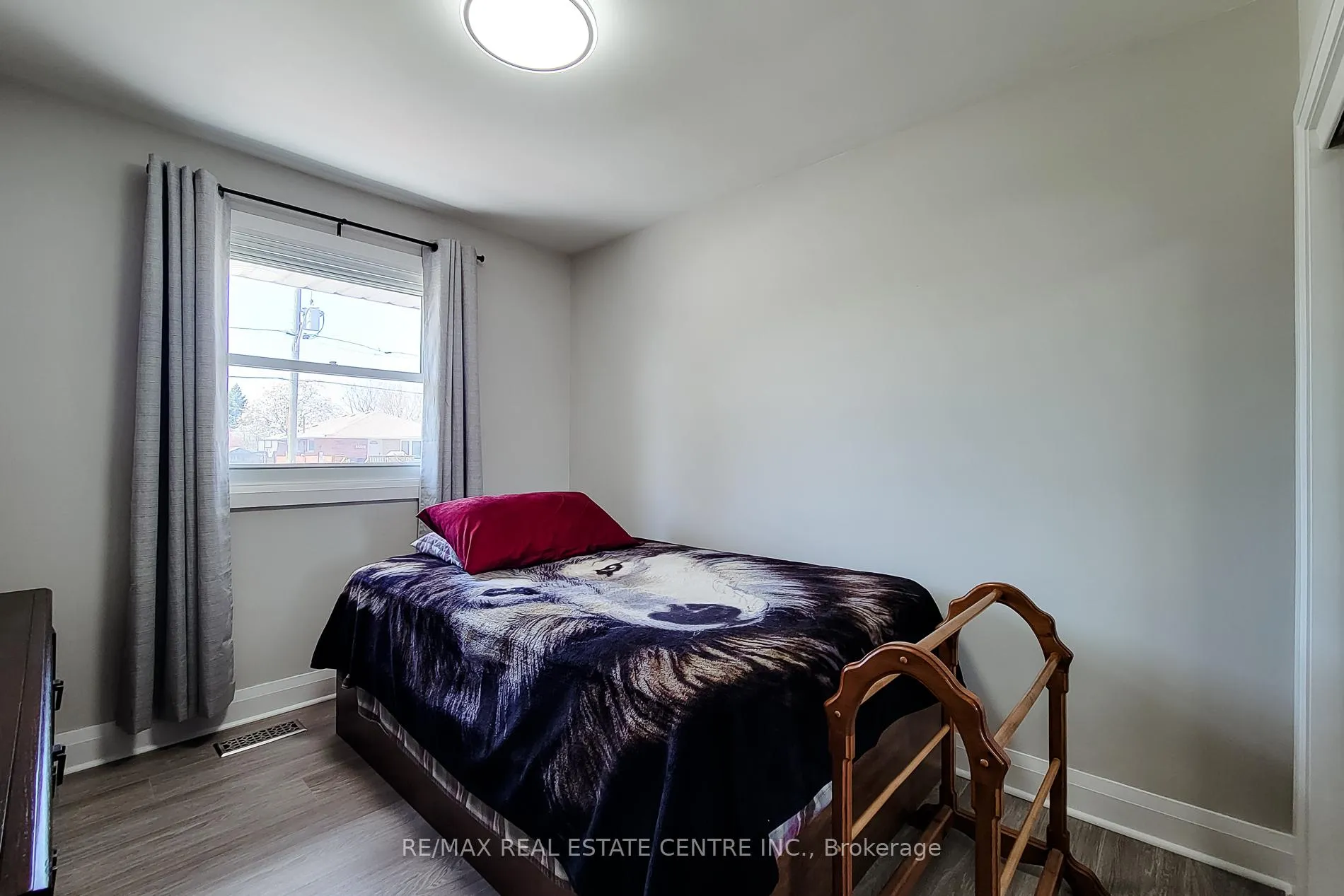 Photo 25 of 103 East 45th Street, Hamilton, Sunninghill — HOMEH