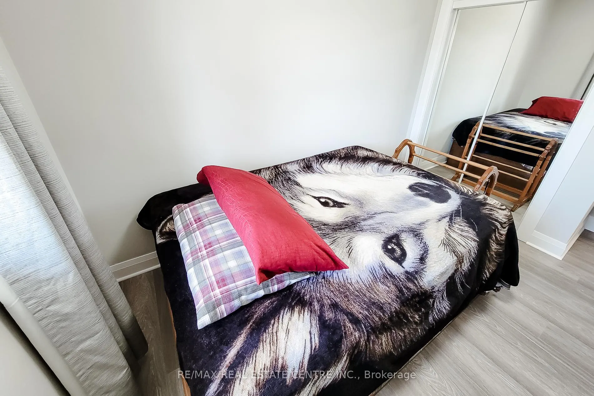 Photo 26 of 103 East 45th Street, Hamilton, Sunninghill — HOMEH