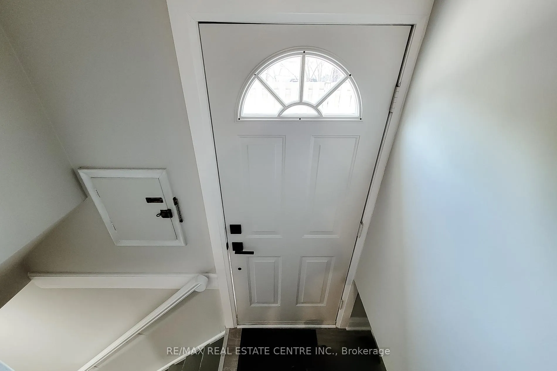 Photo 30 of 103 East 45th Street, Hamilton, Sunninghill — HOMEH