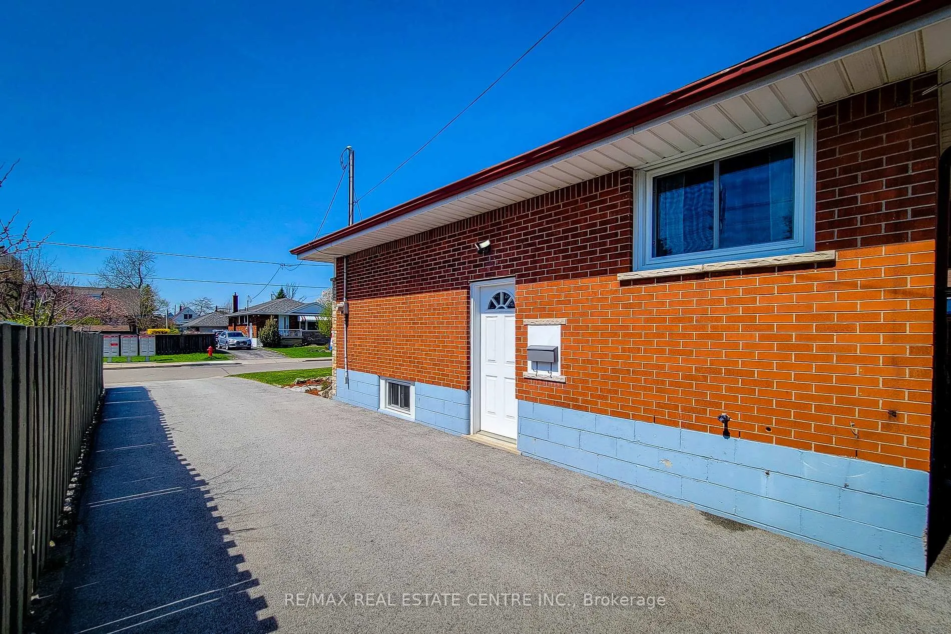 Photo 42 of 103 East 45th Street, Hamilton, Sunninghill — HOMEH