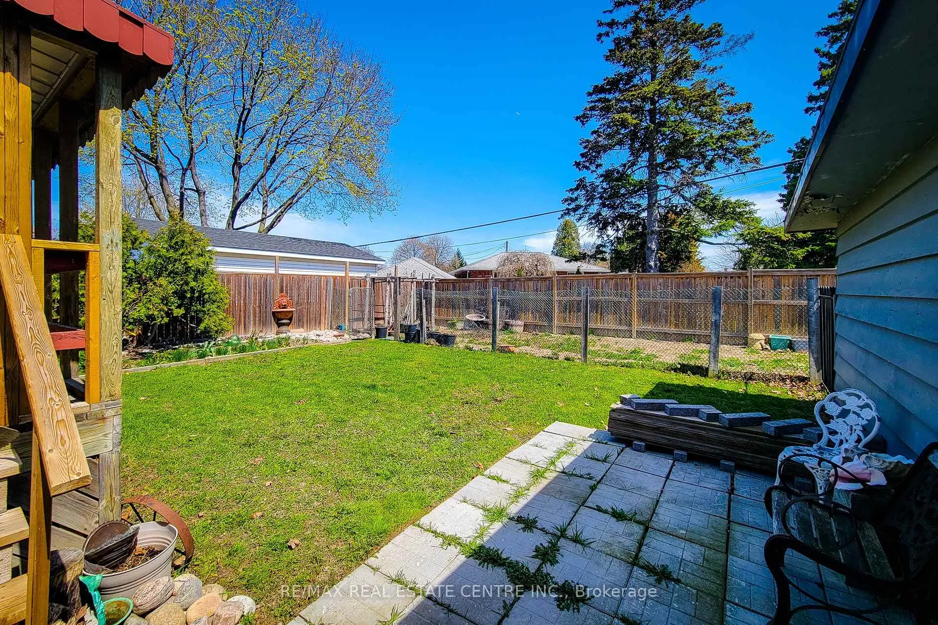 Photo 47 of 103 East 45th Street, Hamilton, Sunninghill — HOMEH