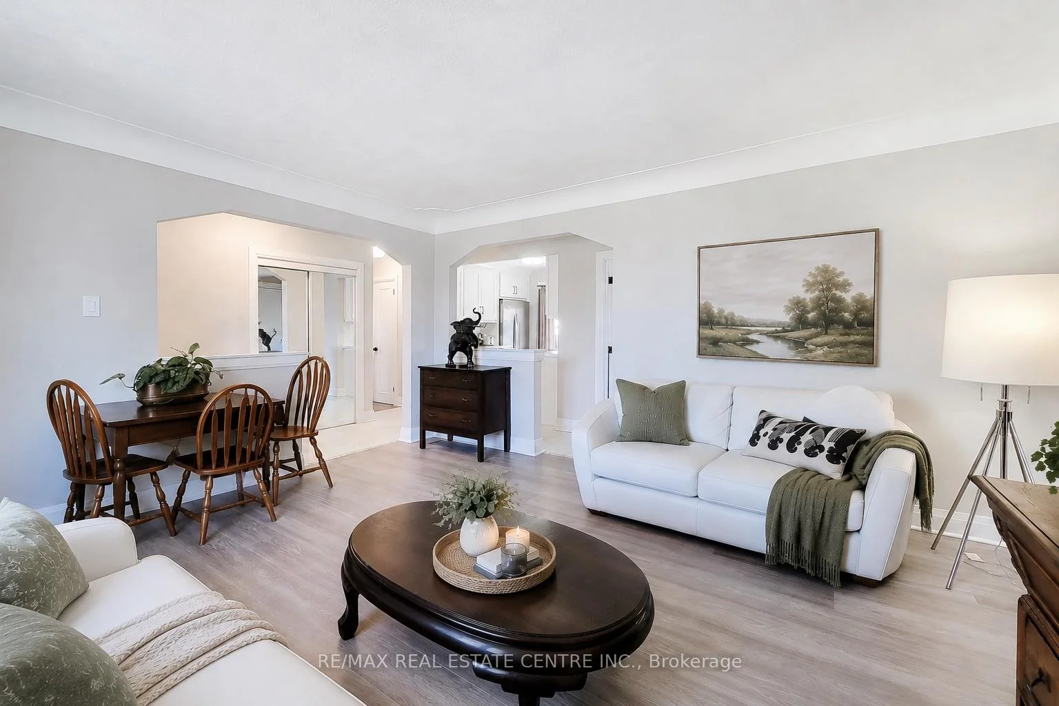 Photo 50 of 103 East 45th Street, Hamilton, Sunninghill — HOMEH