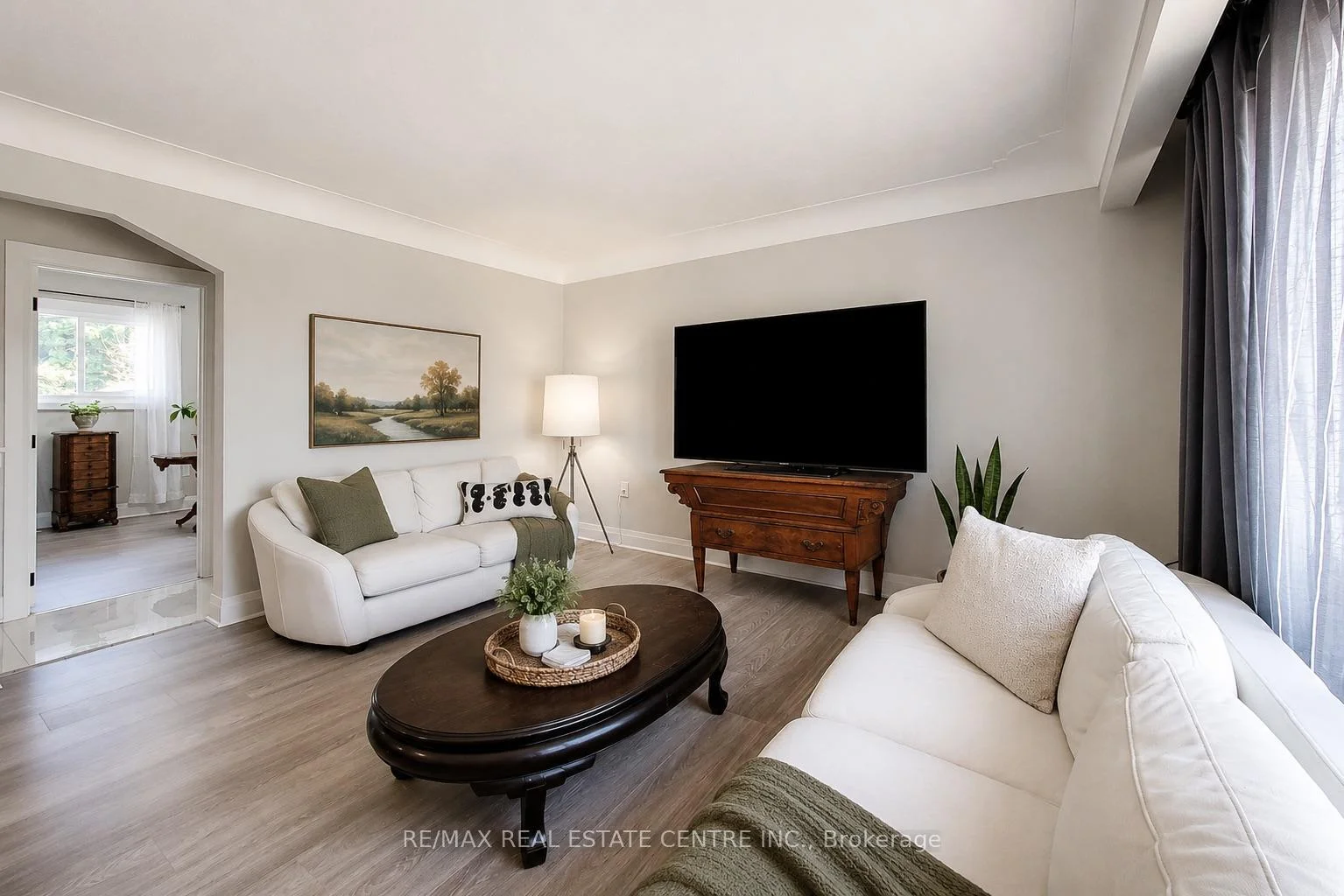 Photo 51 of 103 East 45th Street, Hamilton, Sunninghill — HOMEH