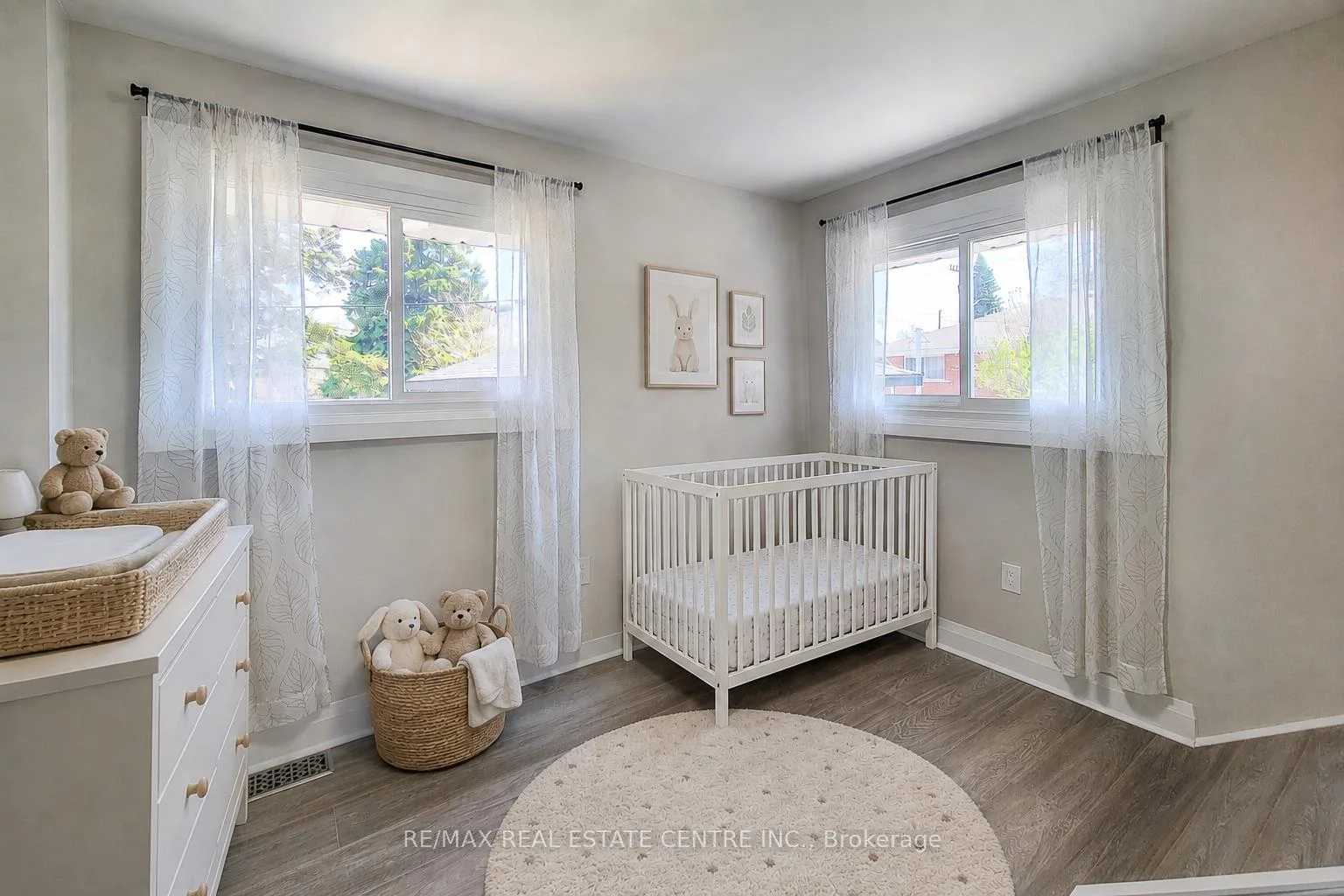 Photo 56 of 103 East 45th Street, Hamilton, Sunninghill — HOMEH