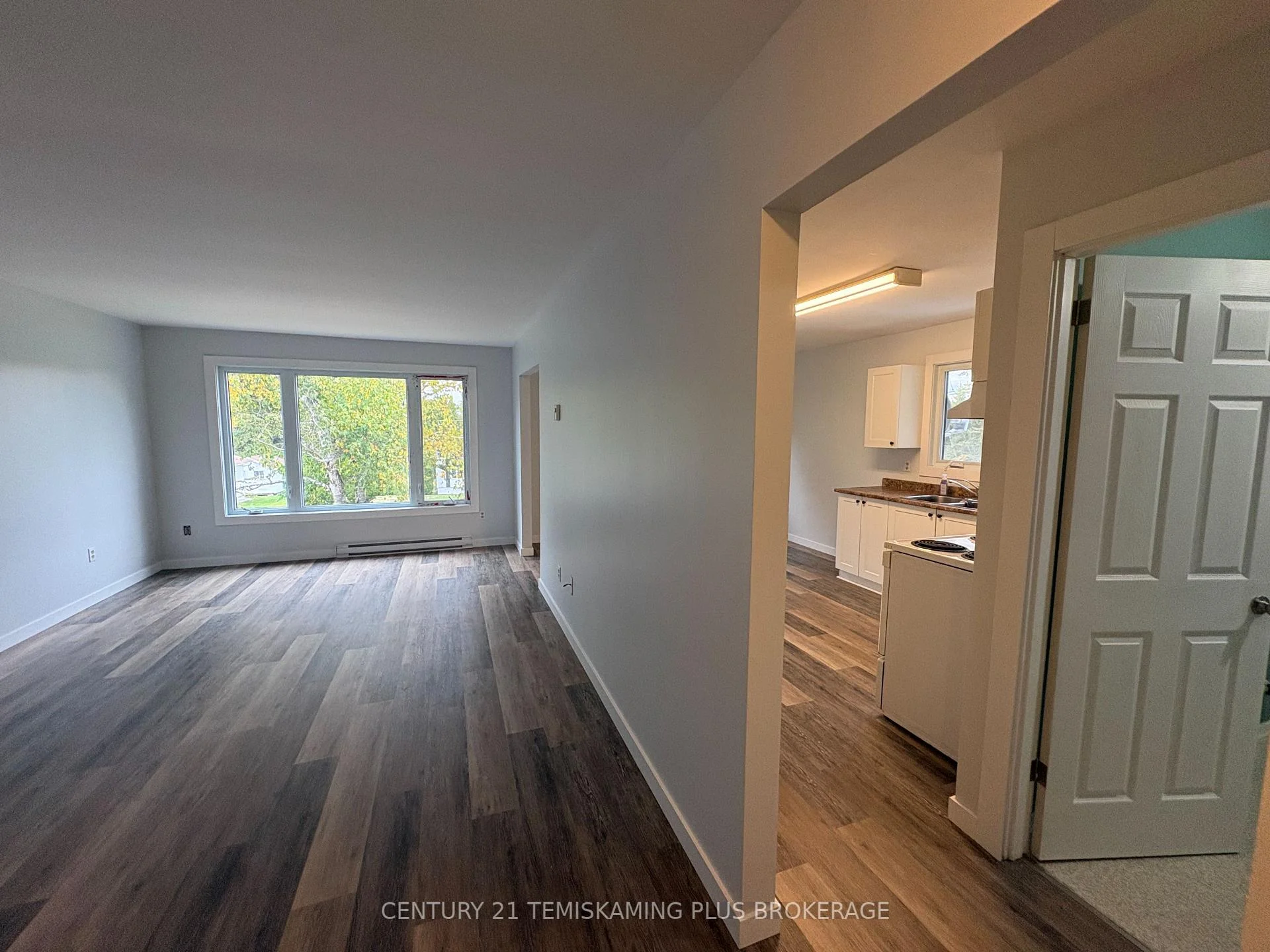 Photo 11 of 2 Pyrite Street, Cobalt — HOMEH