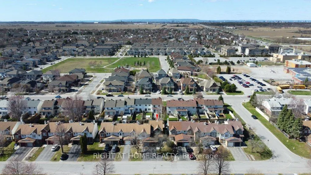 Photo 2 of 223 Longshire Circle, Ottawa, Barrhaven - Longfields — HOMEH