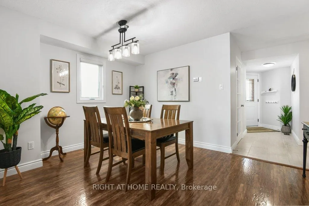 Photo 11 of 223 Longshire Circle, Ottawa, Barrhaven - Longfields — HOMEH
