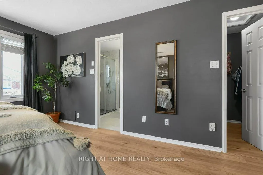 Photo 24 of 223 Longshire Circle, Ottawa, Barrhaven - Longfields — HOMEH