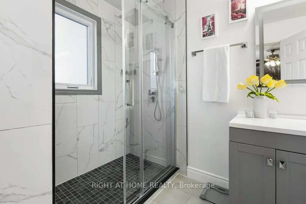 Photo 26 of 223 Longshire Circle, Ottawa, Barrhaven - Longfields — HOMEH
