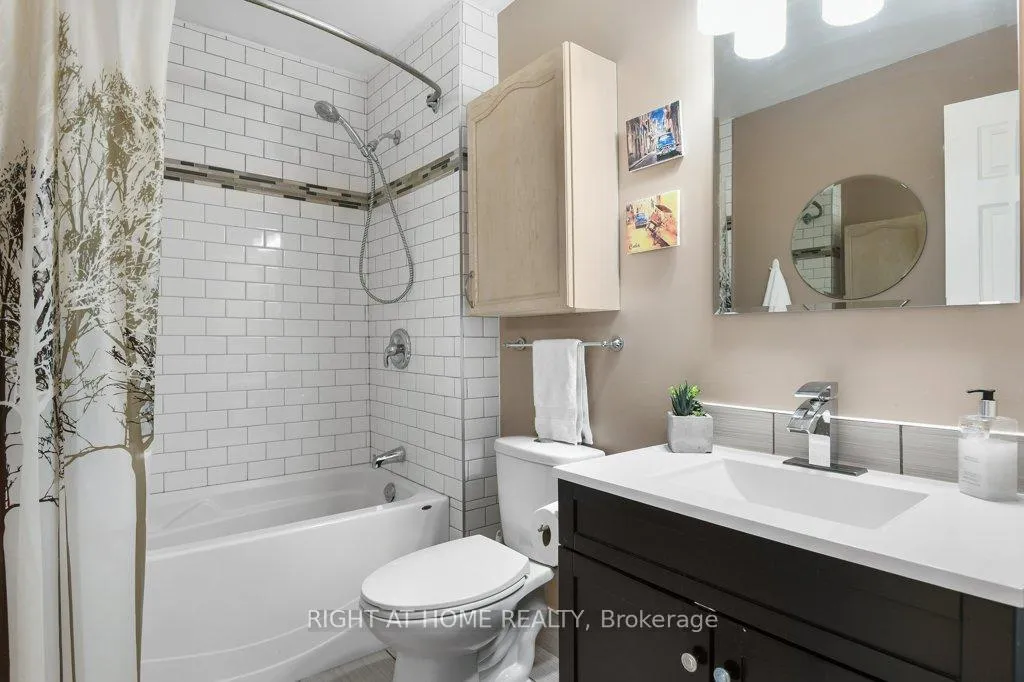 Photo 29 of 223 Longshire Circle, Ottawa, Barrhaven - Longfields — HOMEH