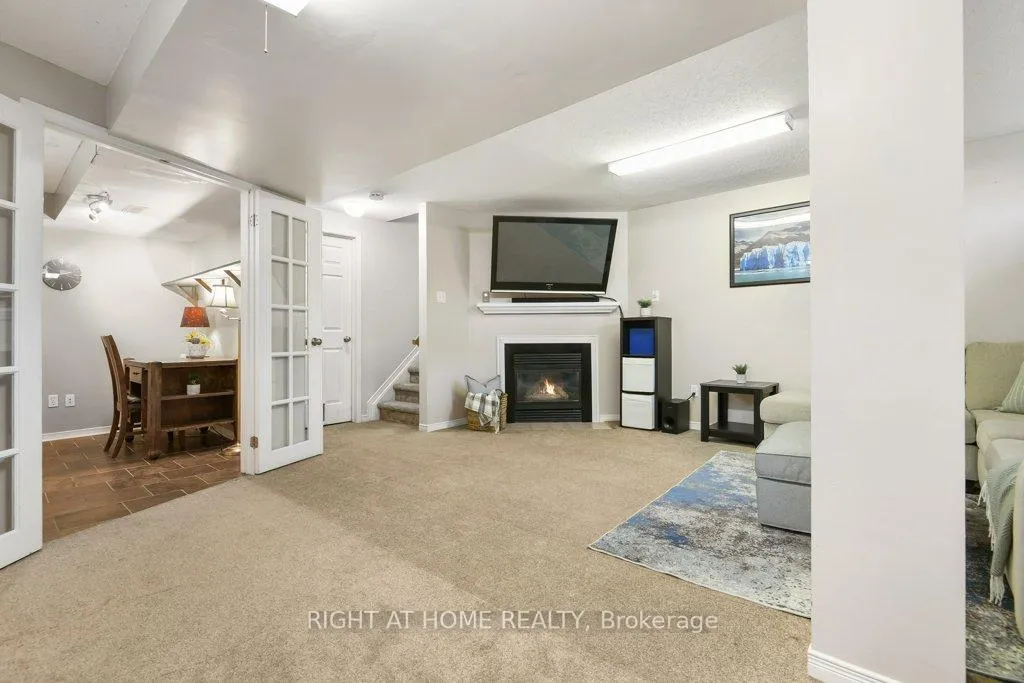 Photo 30 of 223 Longshire Circle, Ottawa, Barrhaven - Longfields — HOMEH