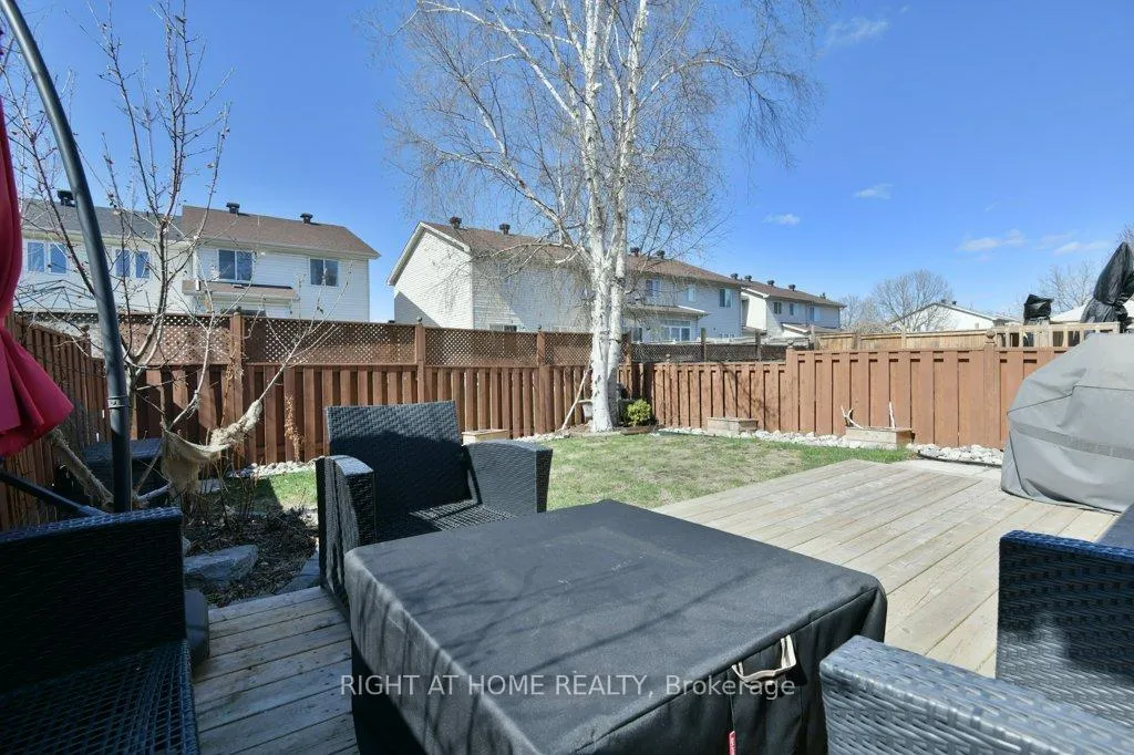 Photo 38 of 223 Longshire Circle, Ottawa, Barrhaven - Longfields — HOMEH