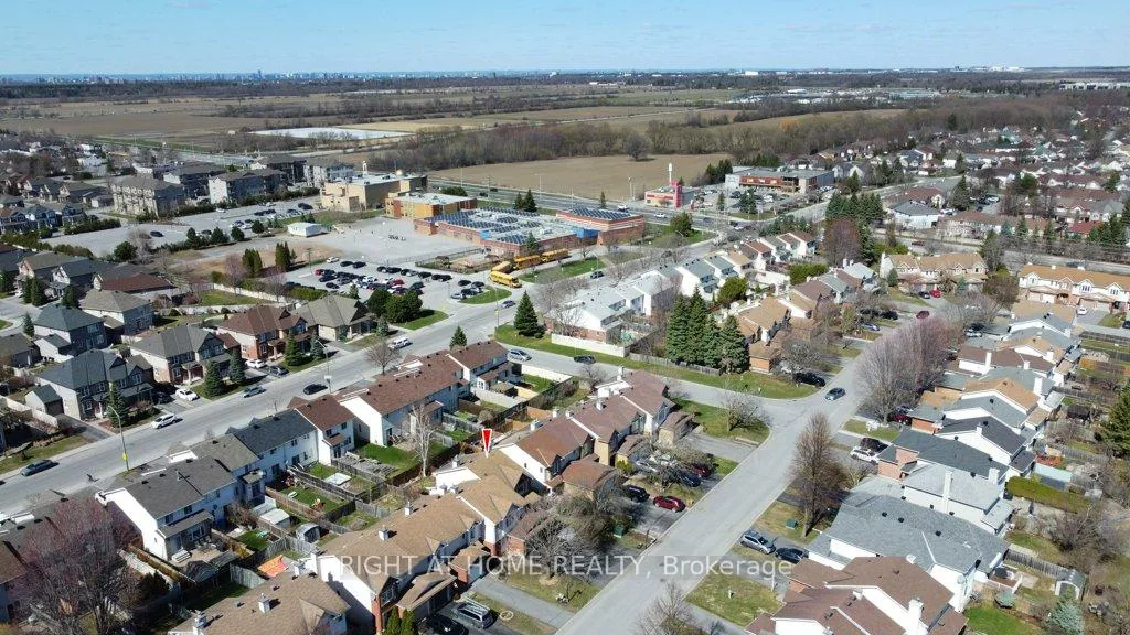 Photo 40 of 223 Longshire Circle, Ottawa, Barrhaven - Longfields — HOMEH