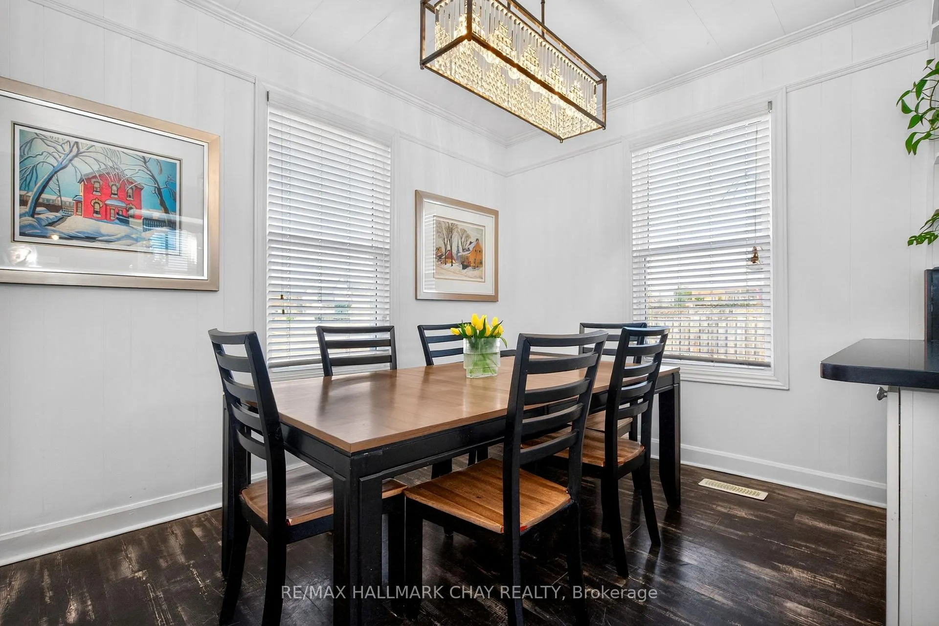 Photo 14 of 19 Yonge Street S, Springwater, Elmvale — HOMEH