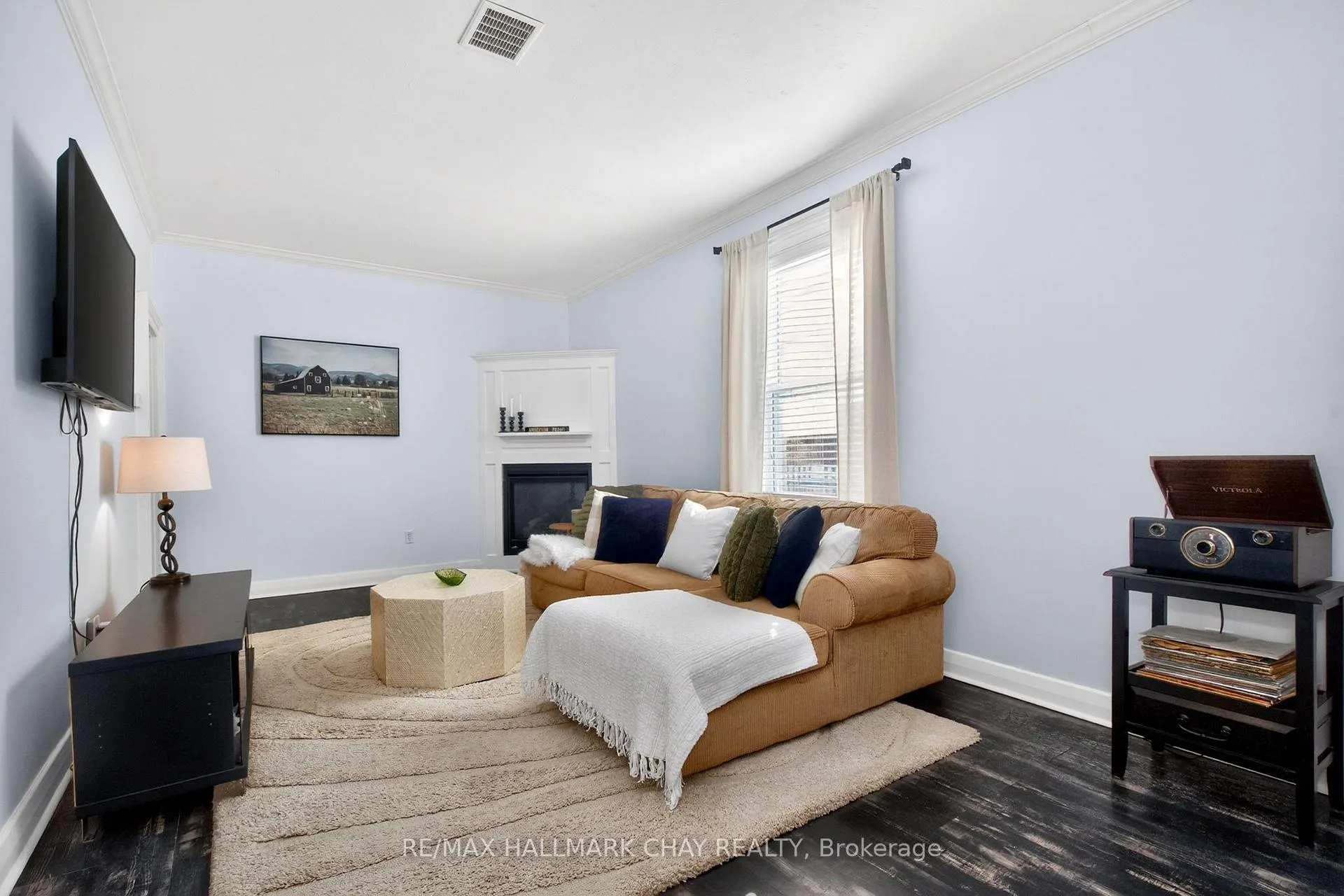Photo 17 of 19 Yonge Street S, Springwater, Elmvale — HOMEH